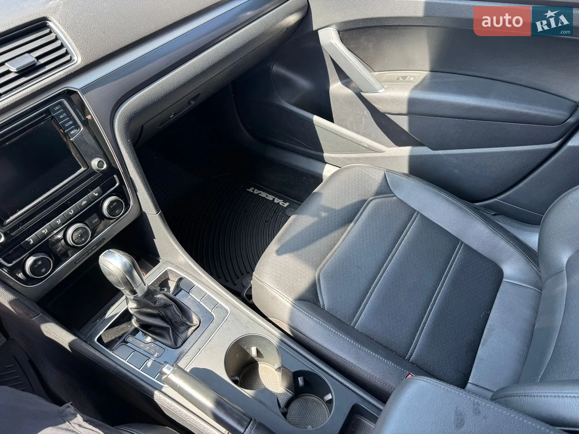2017 Volkswagen Passat - мініатюра 12