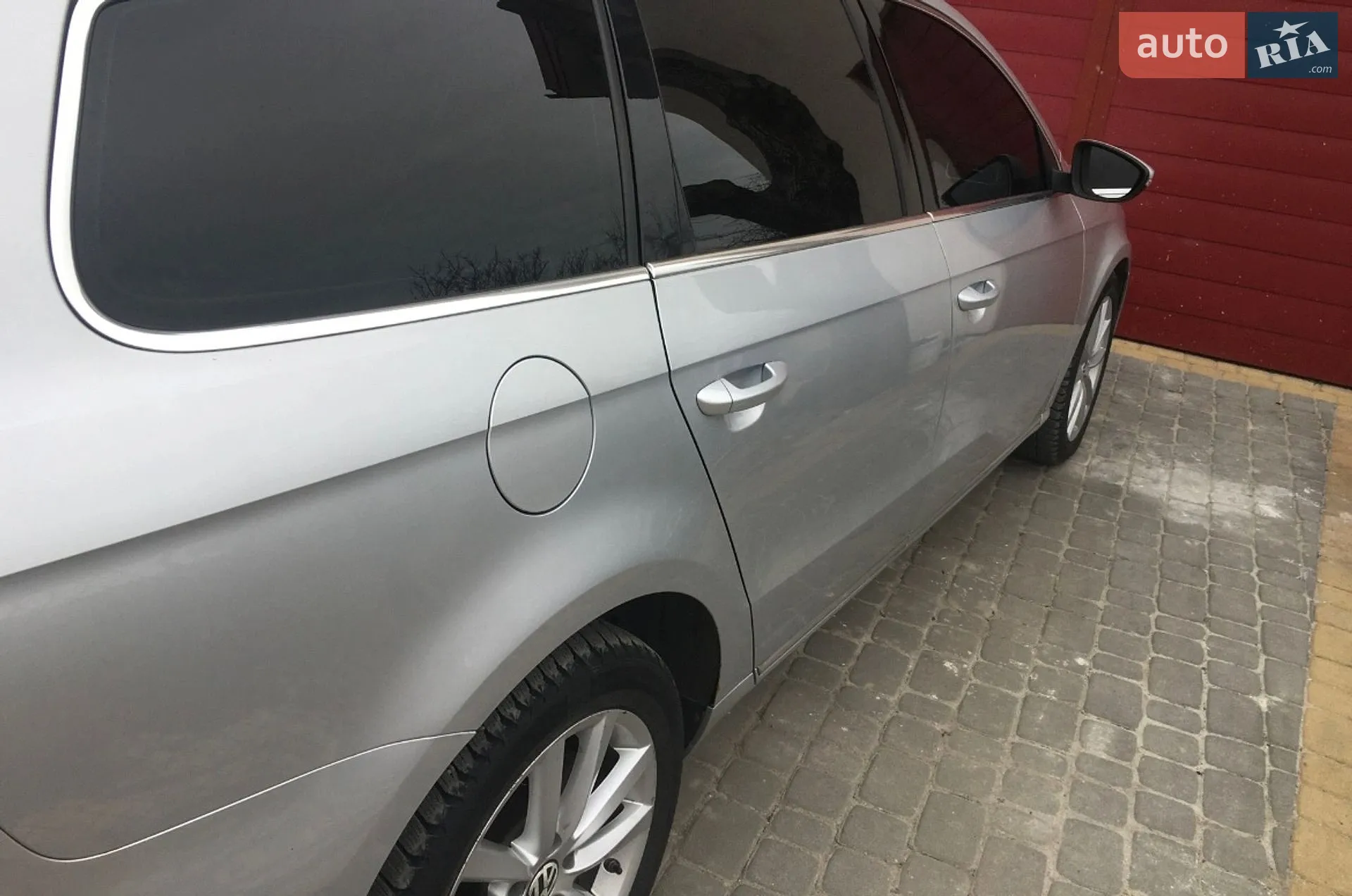 2010 Volkswagen Passat - мініатюра 2