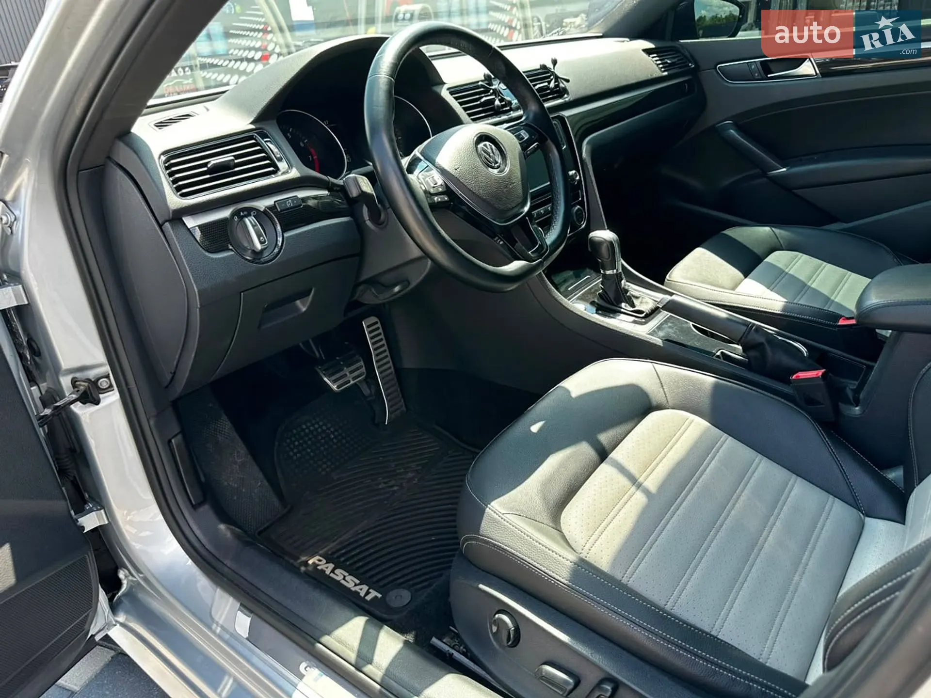 2018 Volkswagen Passat - мініатюра 18