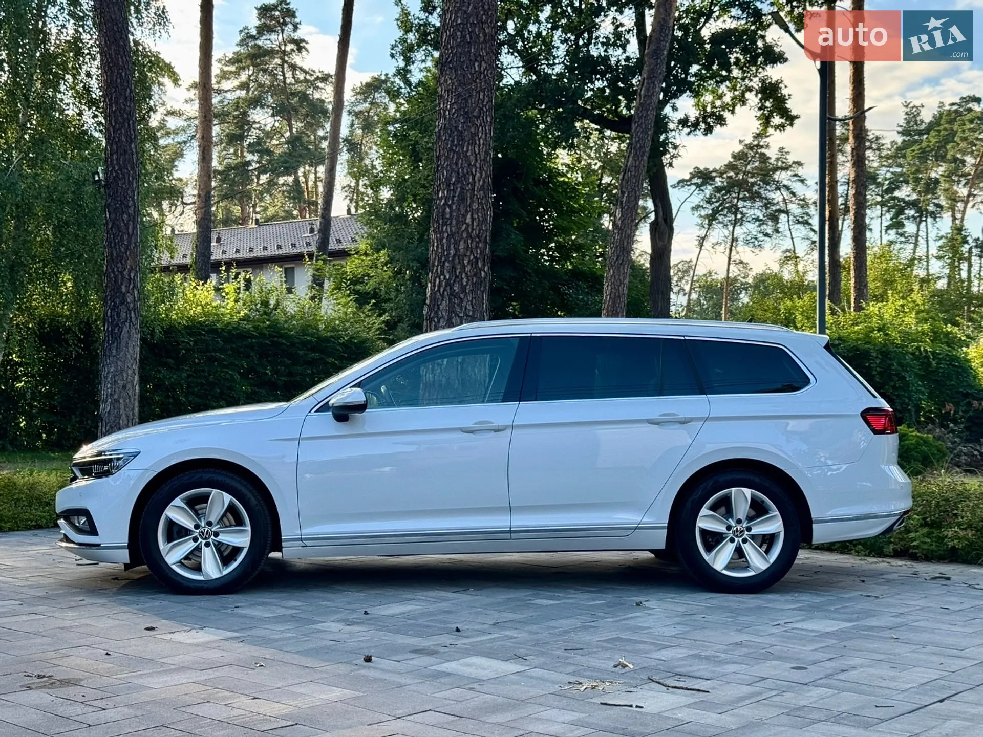 2022 Volkswagen Passat - мініатюра 24