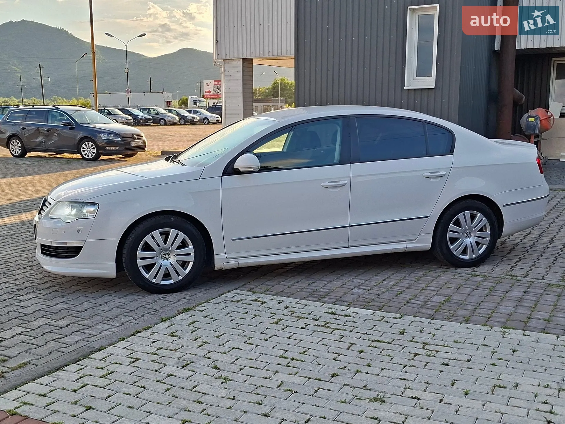 2010 Volkswagen Passat - мініатюра 10