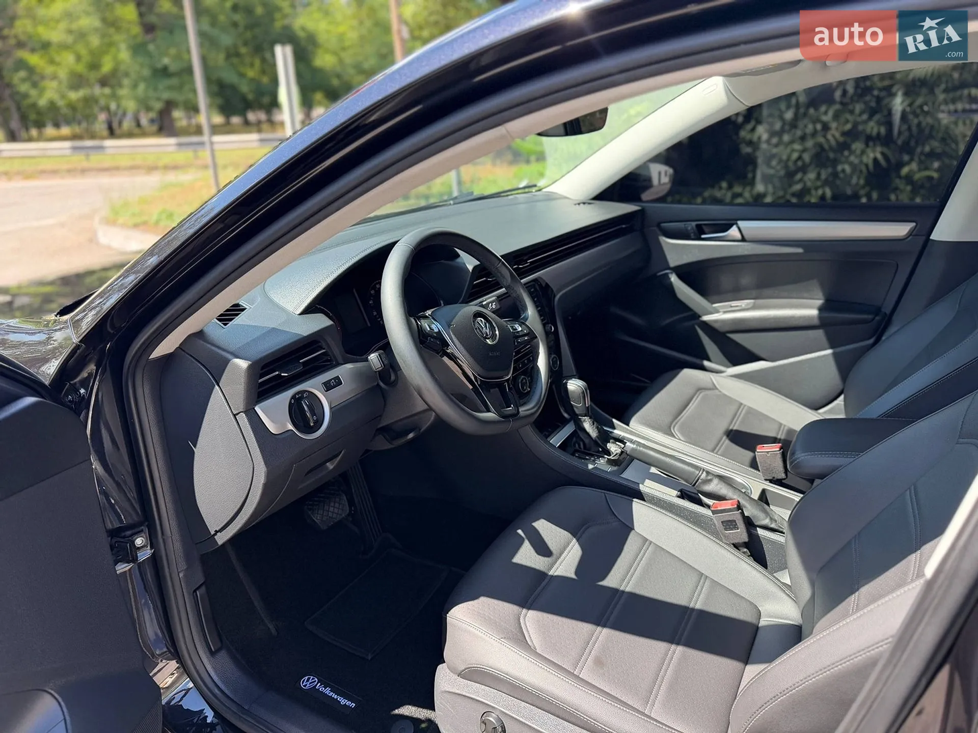 2022 Volkswagen Passat - мініатюра 12