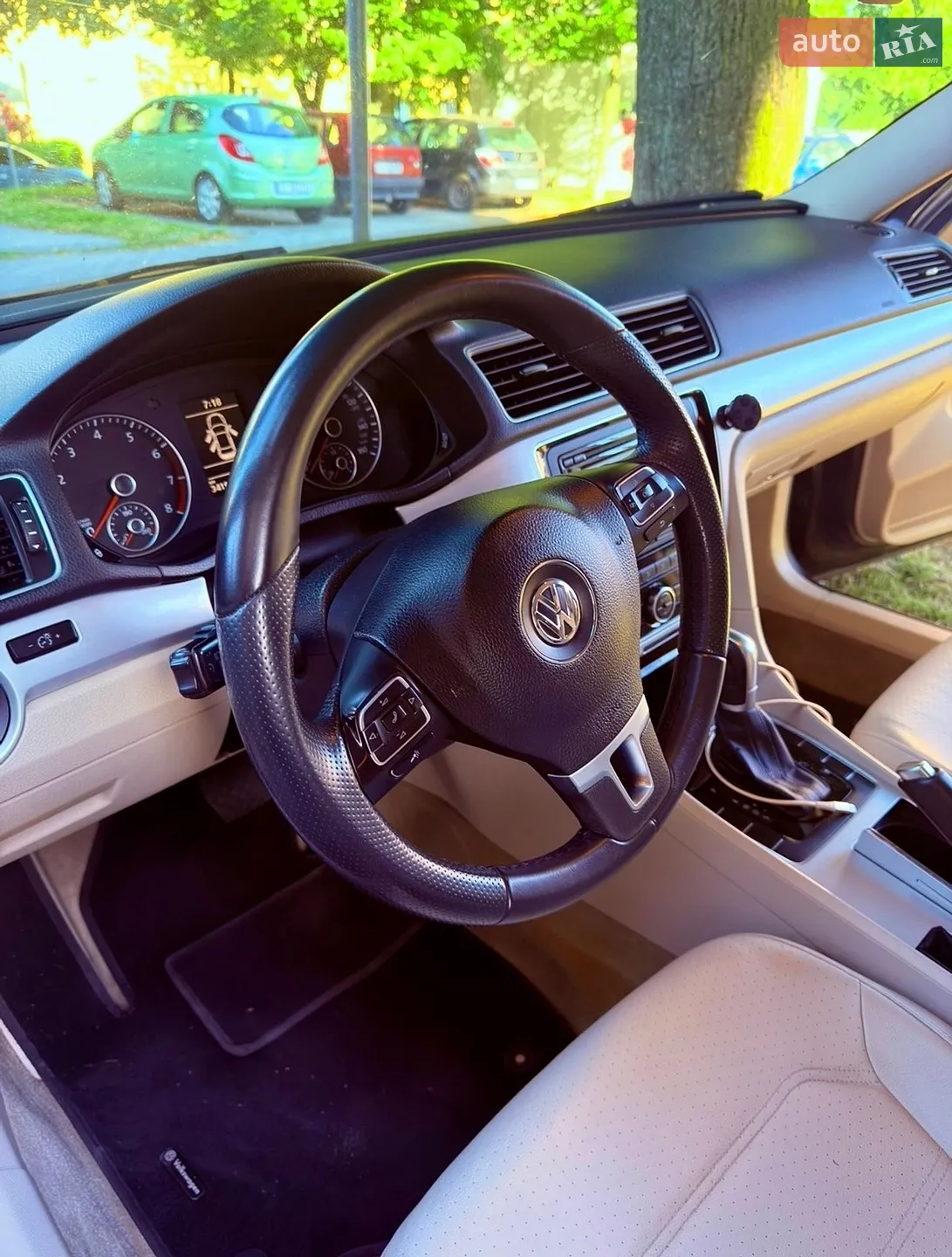 2012 Volkswagen Passat - мініатюра 13