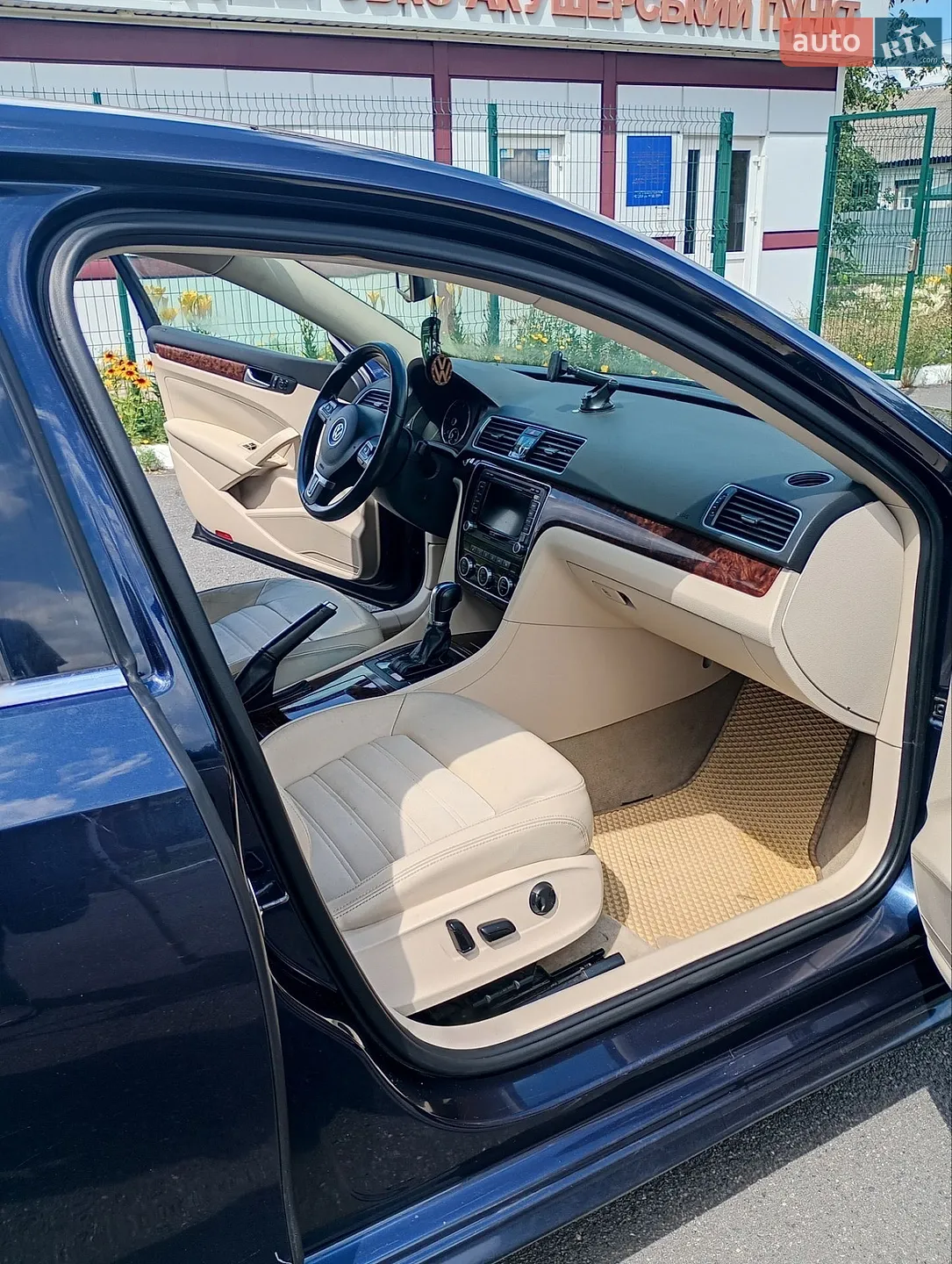 2012 Volkswagen Passat - мініатюра 9