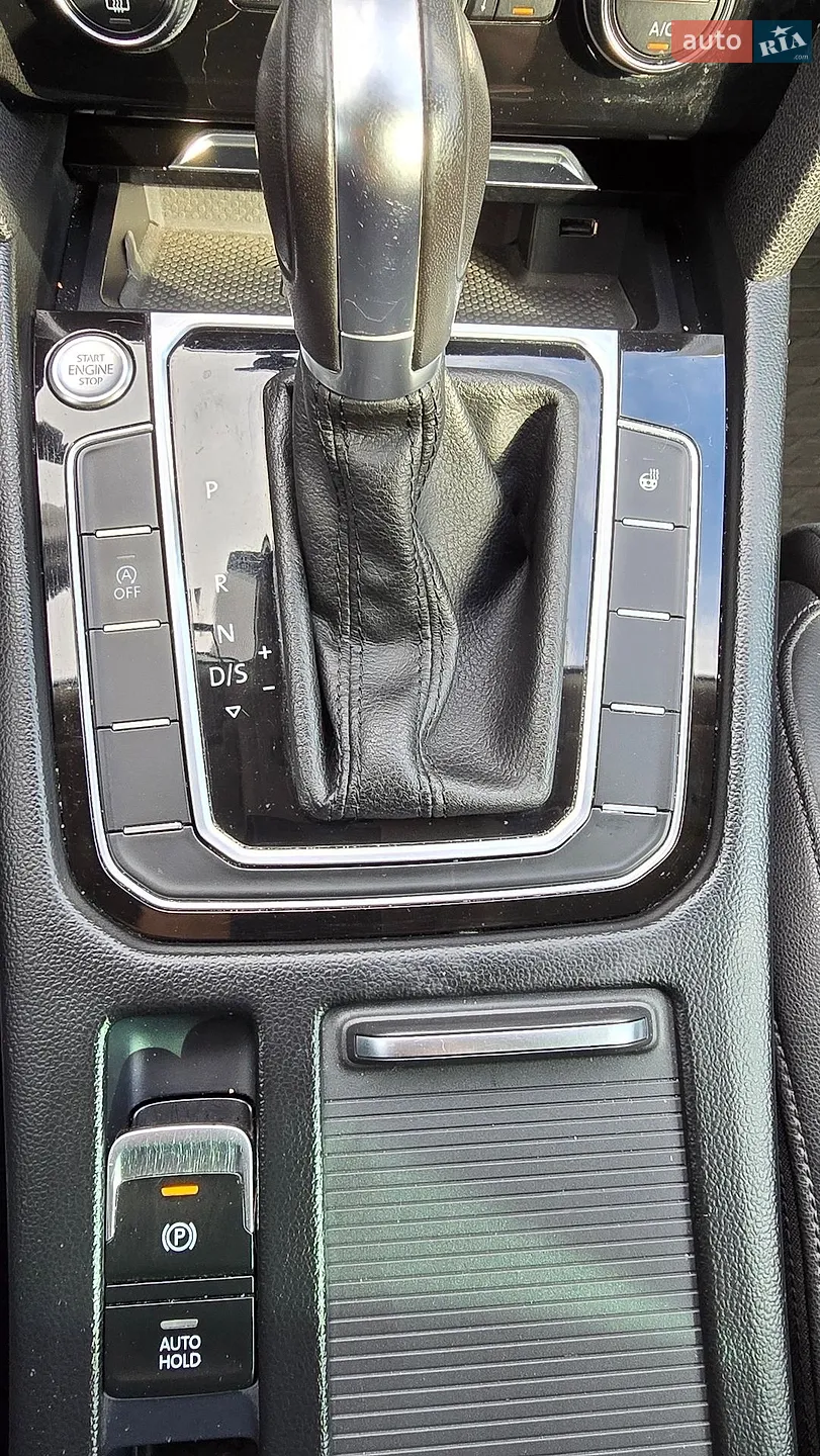 2018 Volkswagen Passat - мініатюра 24