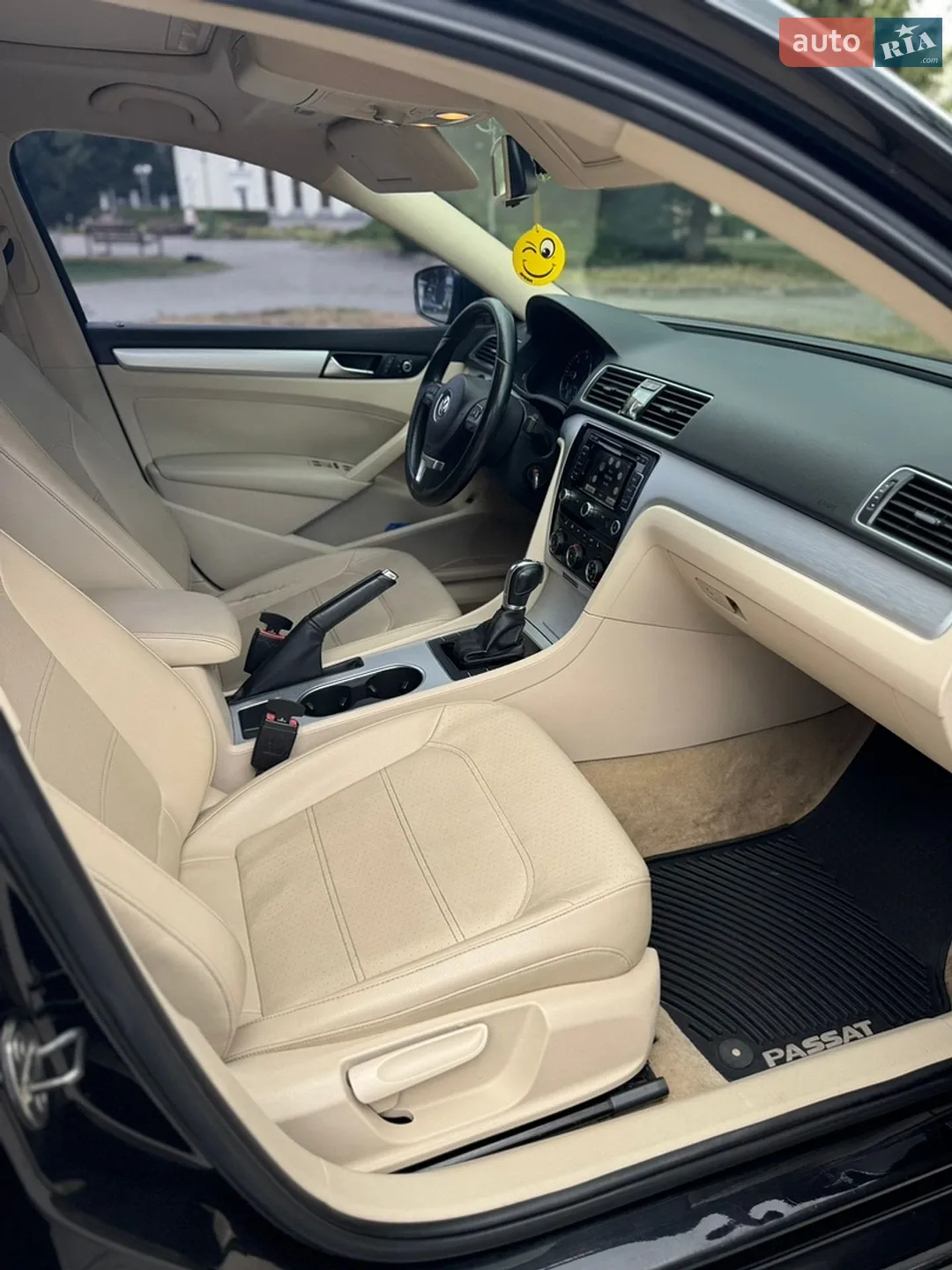 2012 Volkswagen Passat - мініатюра 16