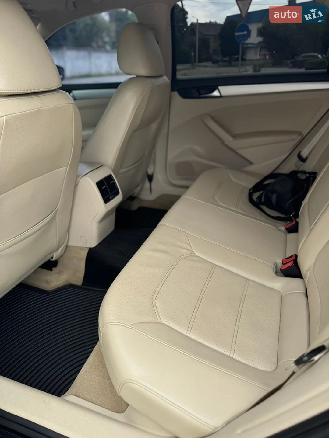 2012 Volkswagen Passat - мініатюра 17