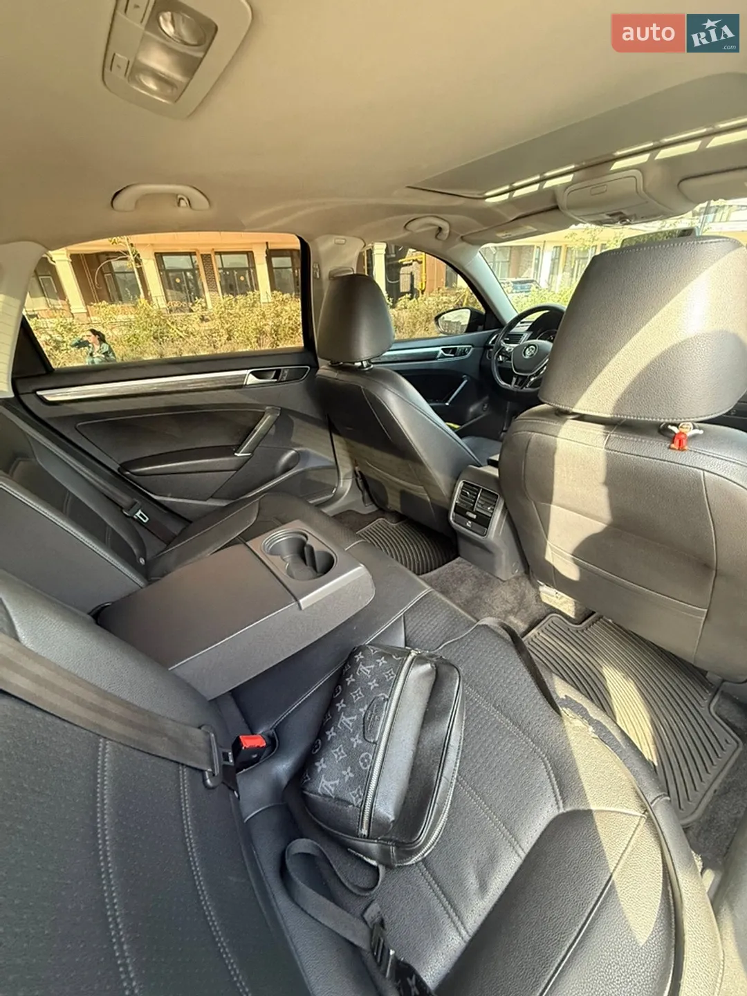 2016 Volkswagen Passat - мініатюра 10
