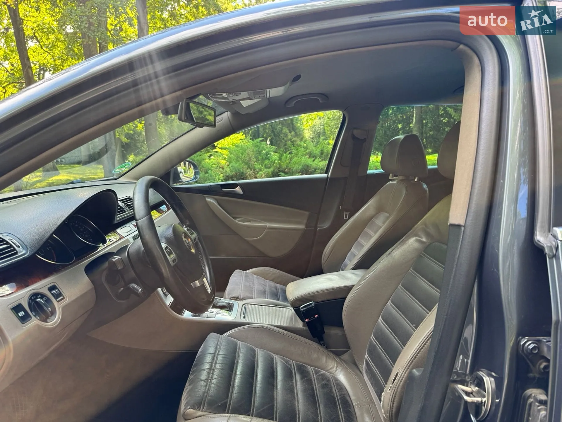 2010 Volkswagen Passat - мініатюра 15