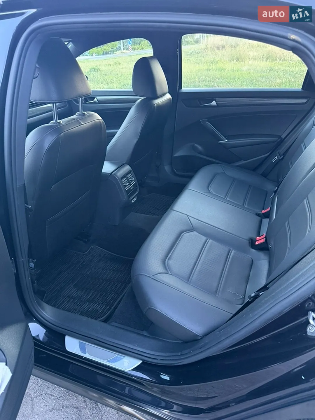 2021 Volkswagen Passat - мініатюра 10