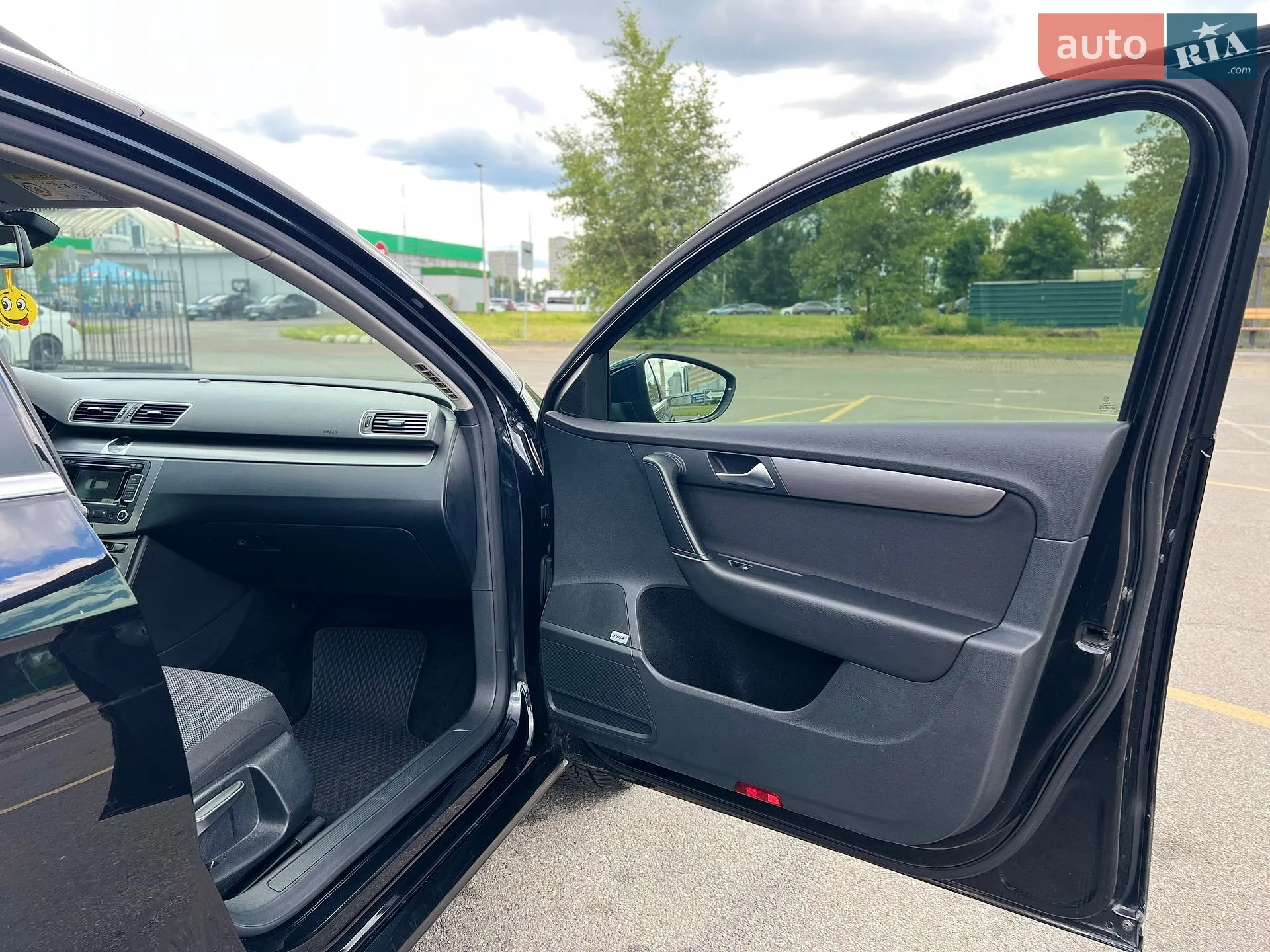 2014 Volkswagen Passat - мініатюра 24
