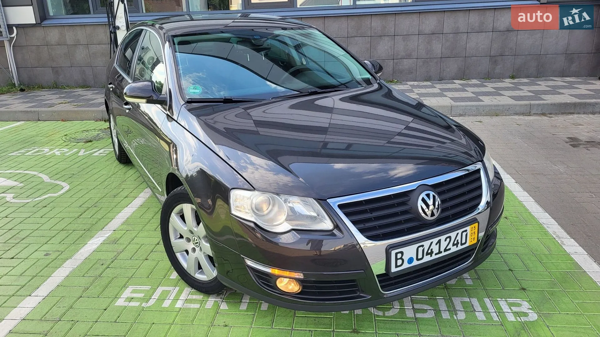 2010 Volkswagen Passat - мініатюра 2