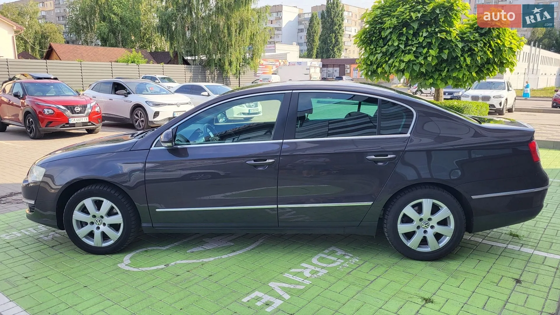 2010 Volkswagen Passat - мініатюра 11