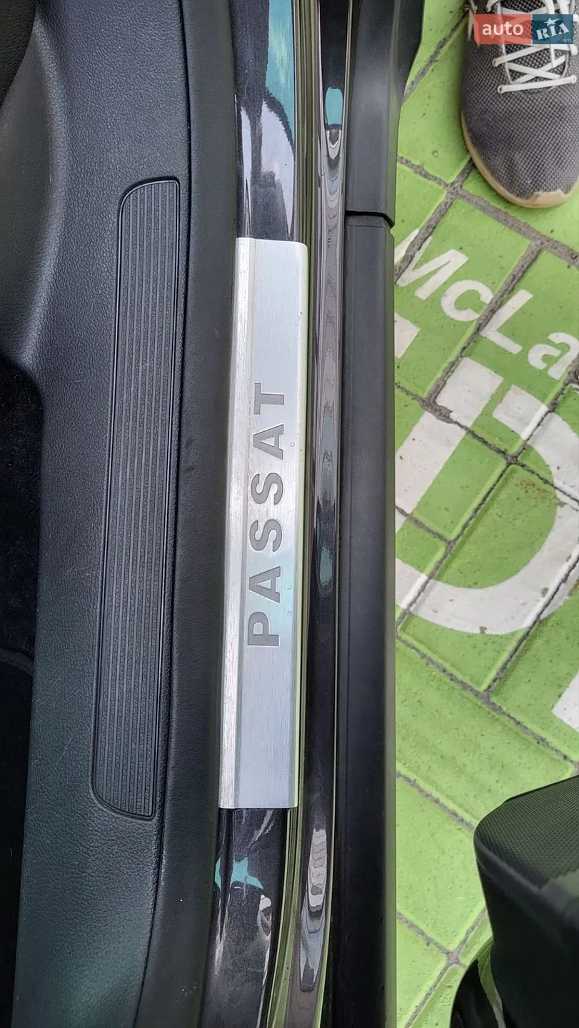 2010 Volkswagen Passat - мініатюра 23