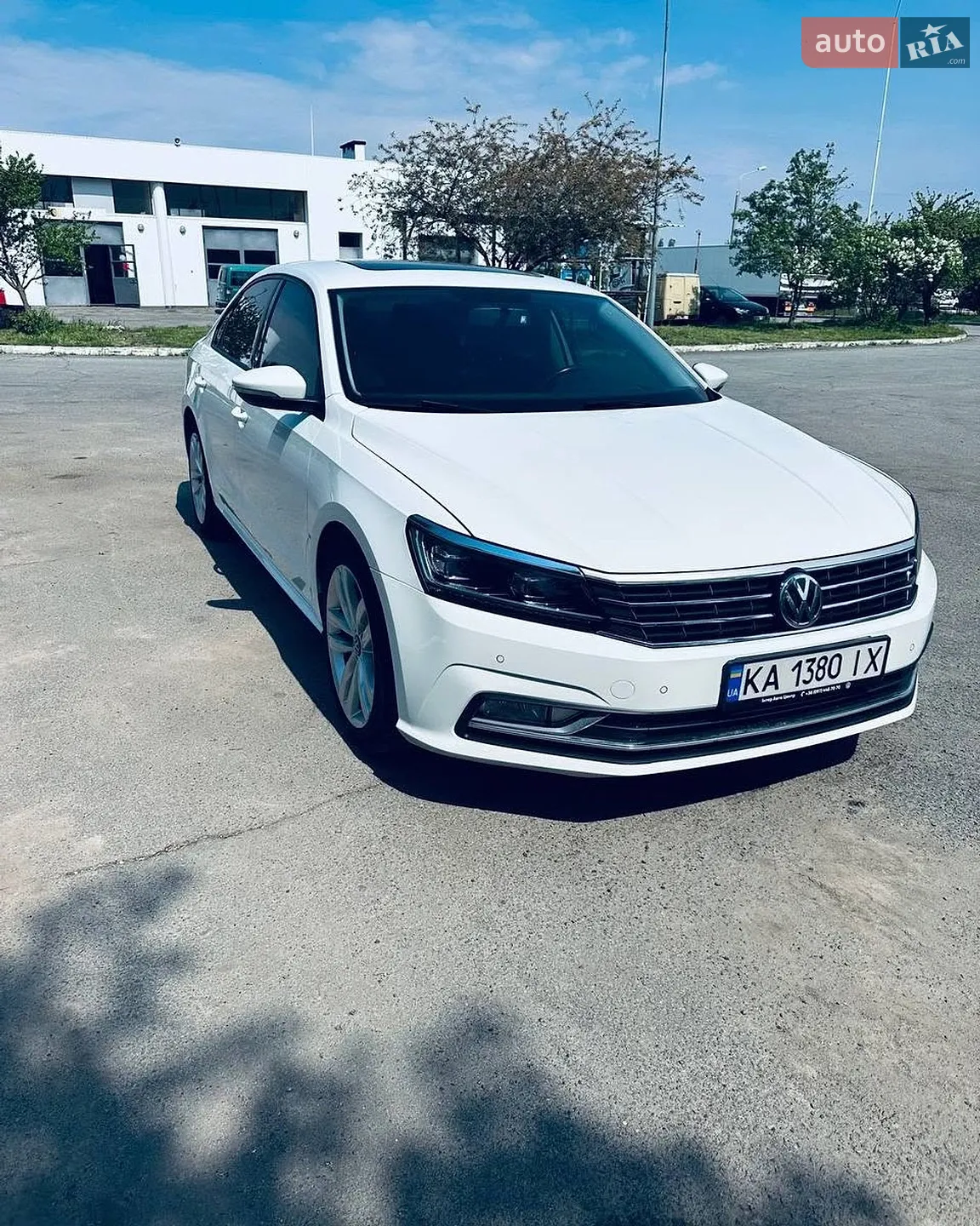 2018 Volkswagen Passat - фото 1