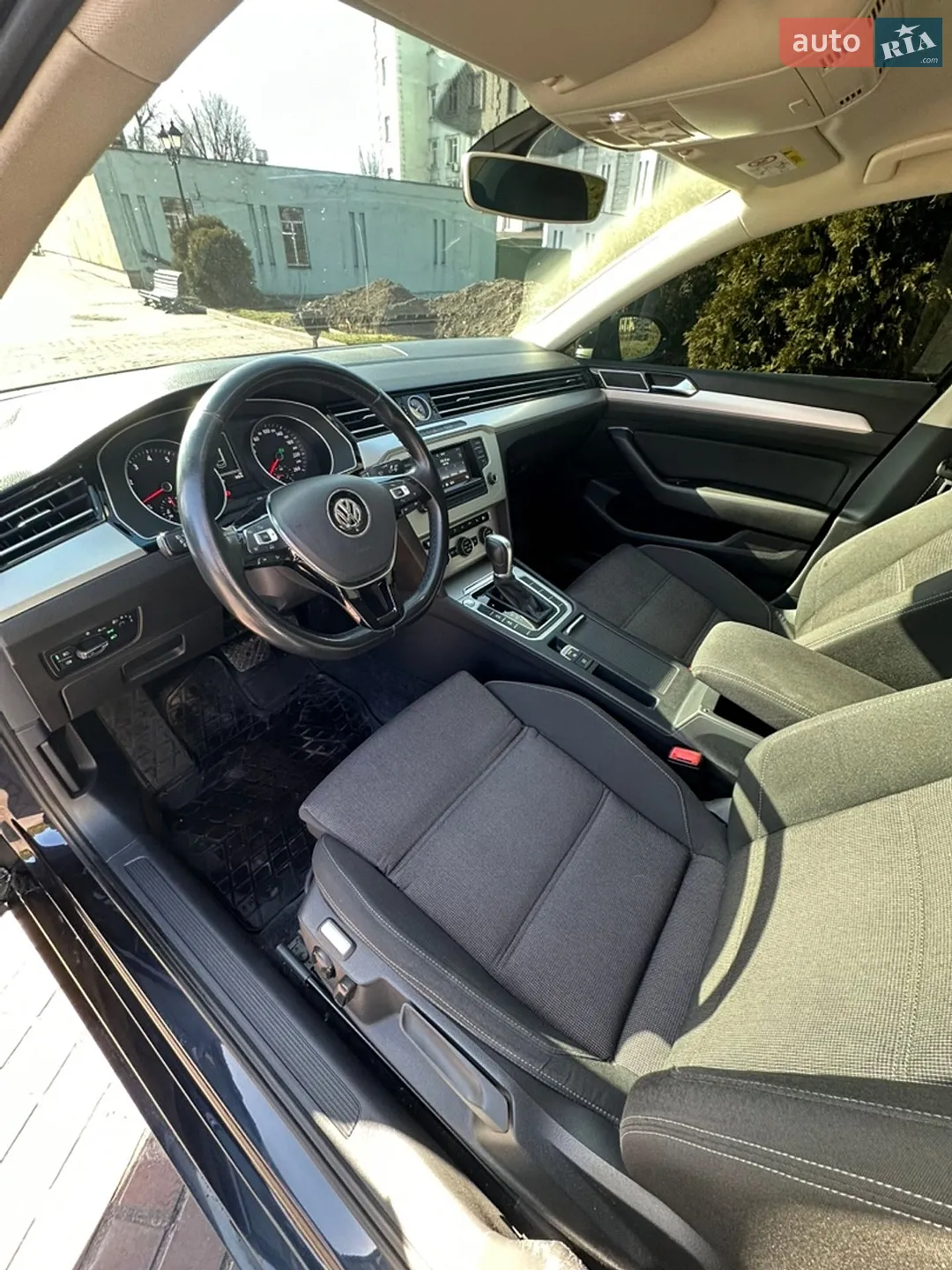 2015 Volkswagen Passat - мініатюра 13