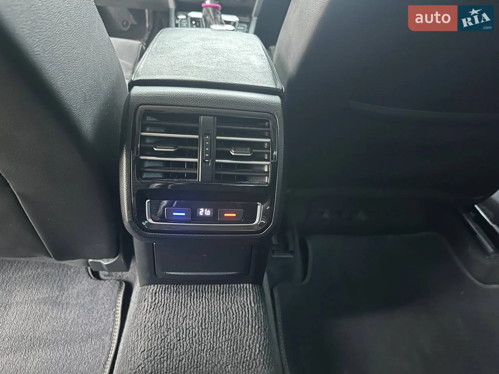 2016 Volkswagen Passat - мініатюра 24