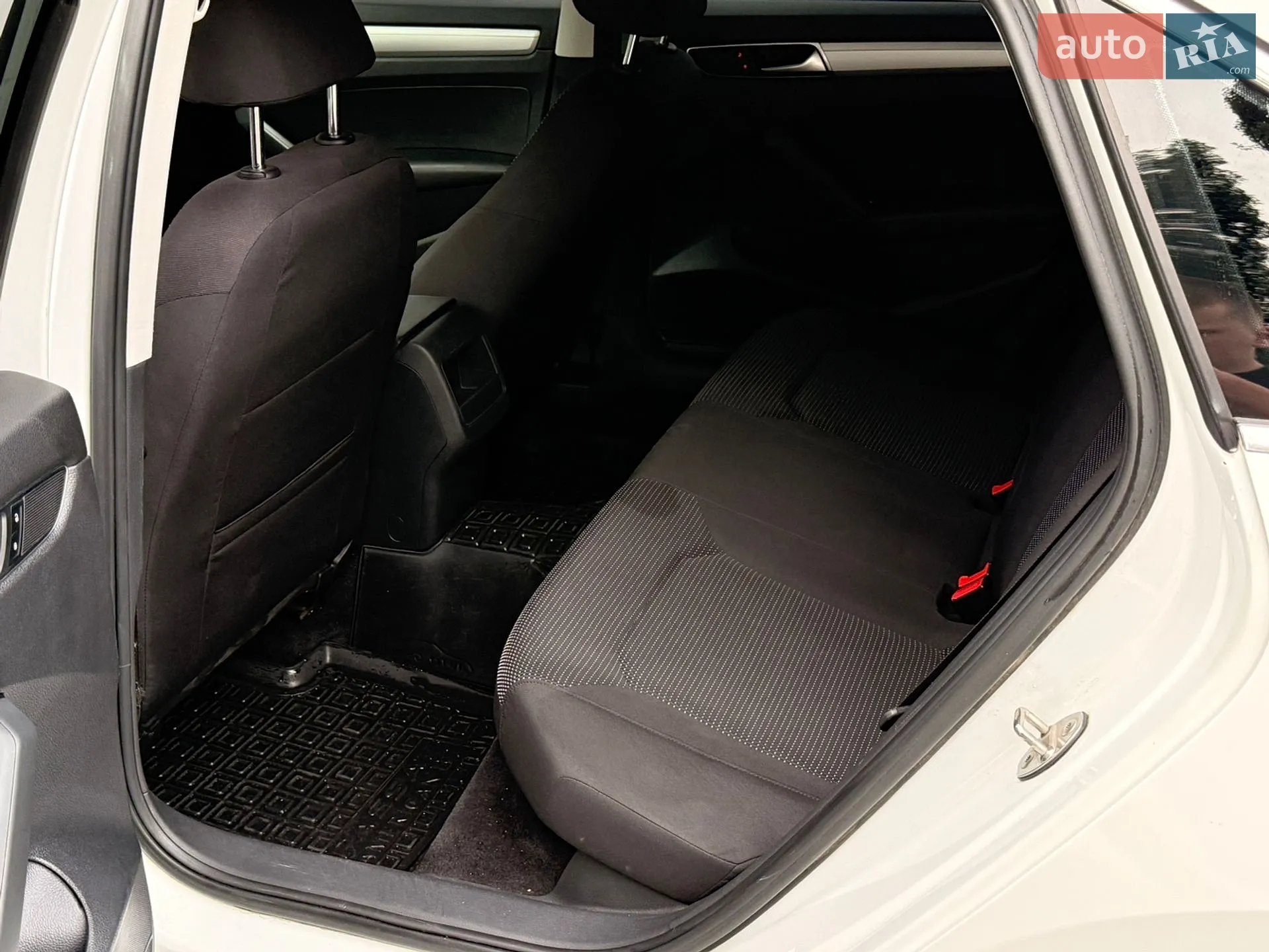 2015 Volkswagen Passat - мініатюра 12