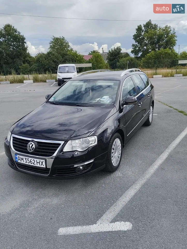 2010 Volkswagen Passat - мініатюра 32