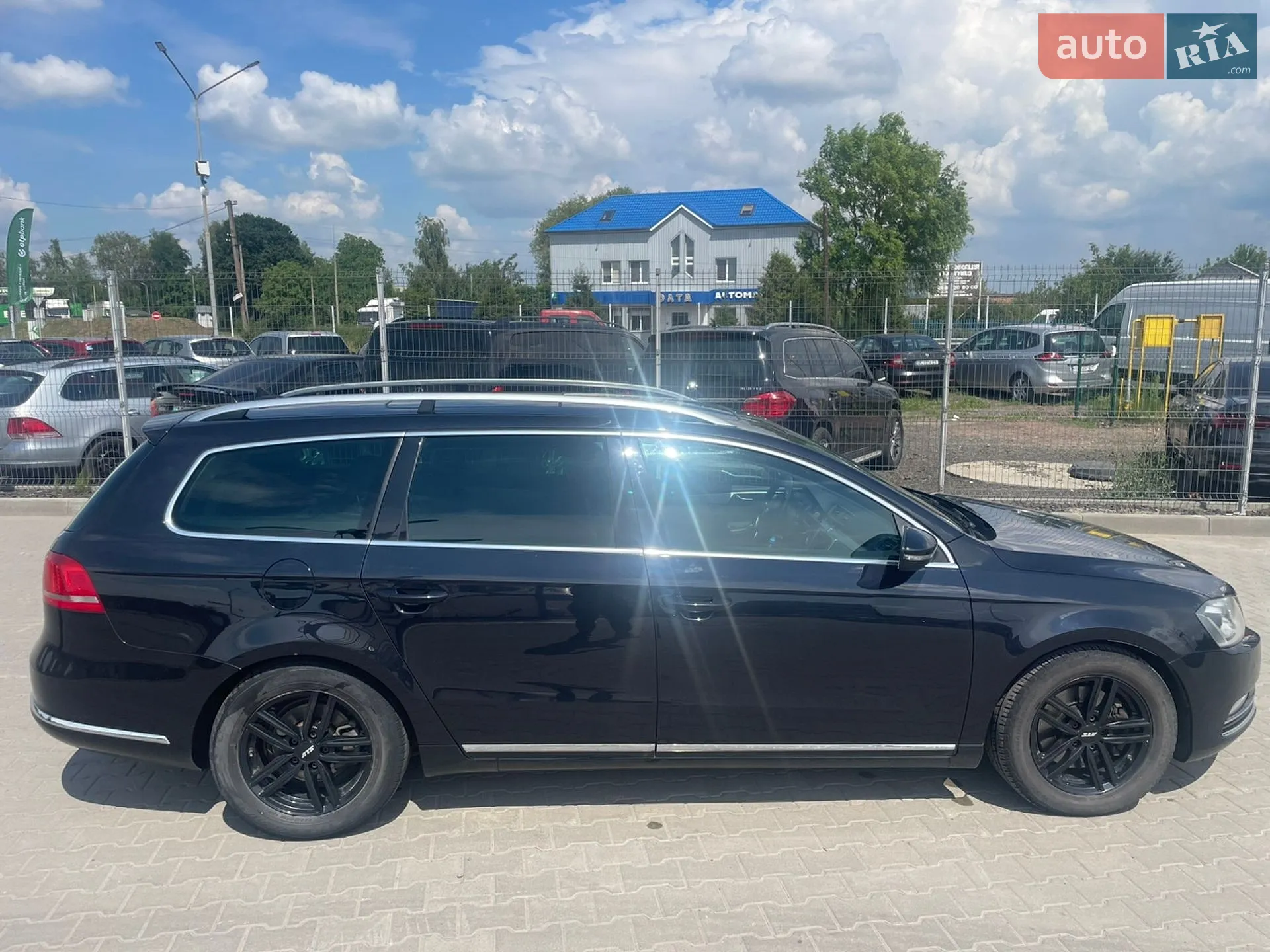 Volkswagen Passat 2011 VIN WVWZZZ3CZCE020431 фото оголошення 3 з 10