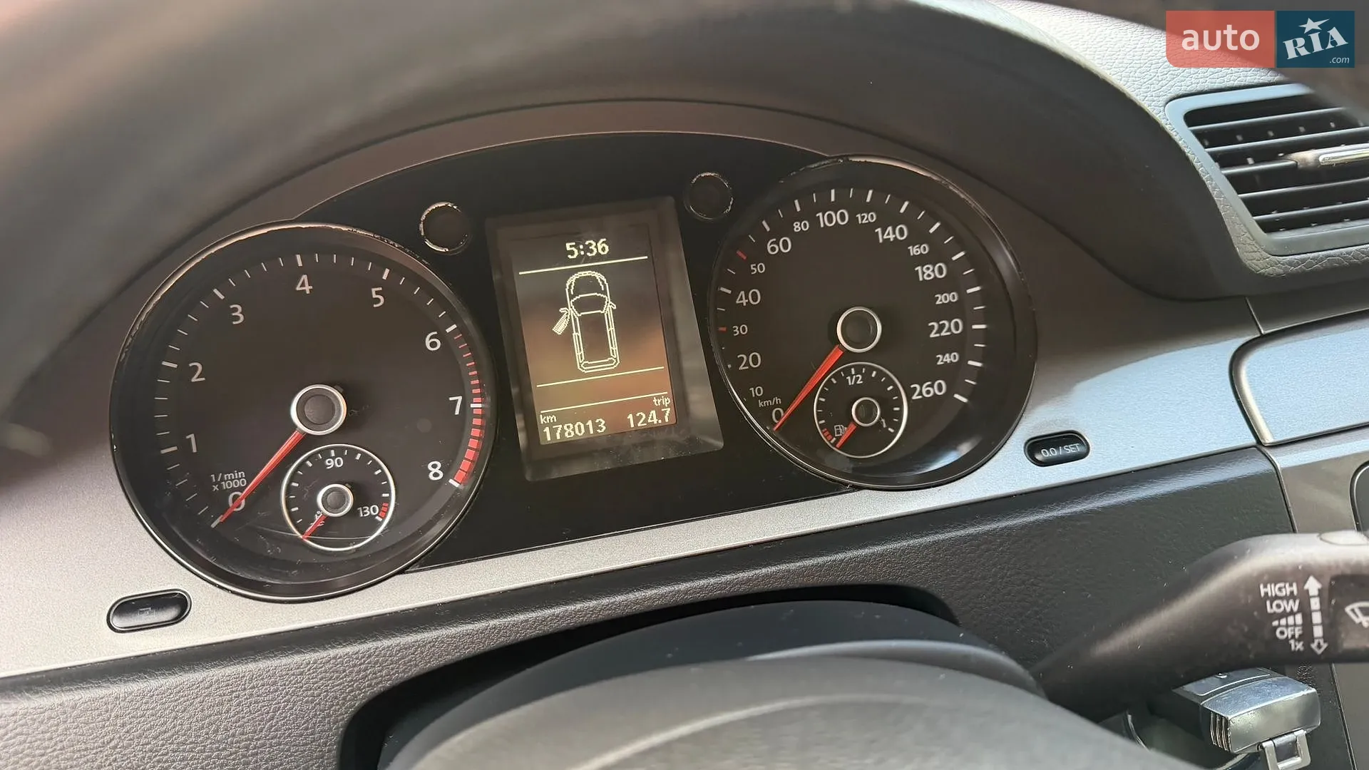 2010 Volkswagen Passat - мініатюра 20