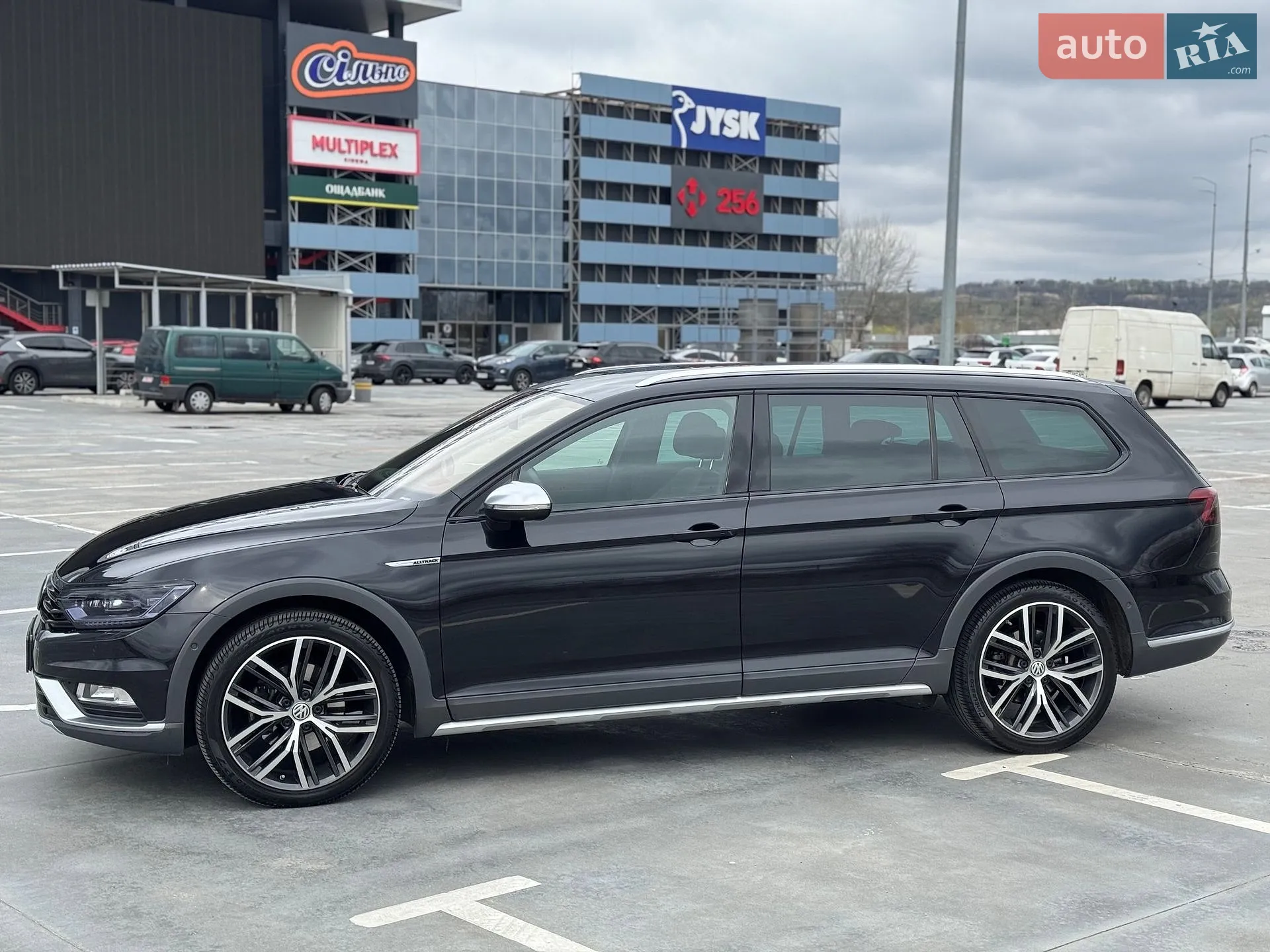 2019 Volkswagen Passat - мініатюра 17