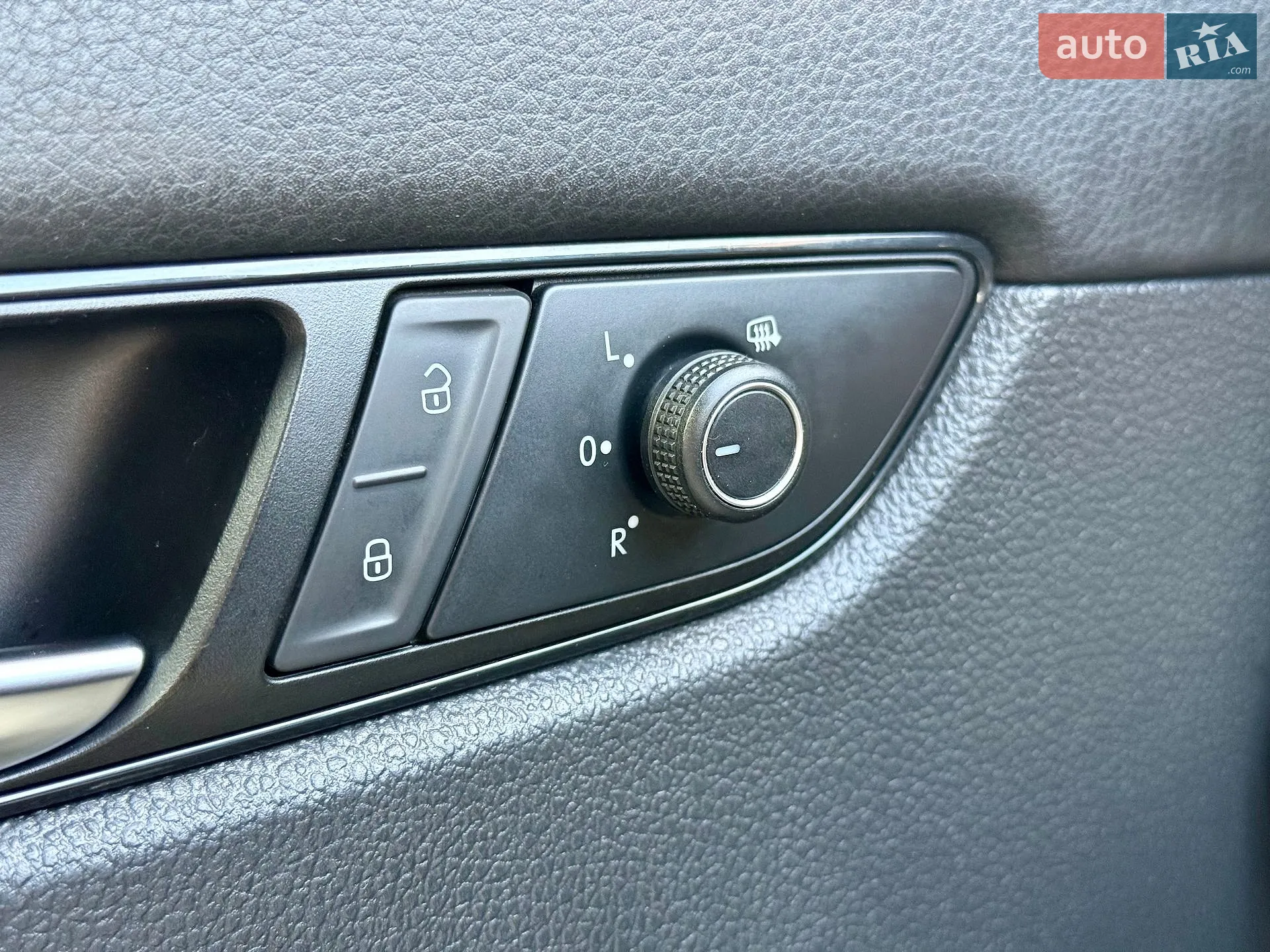 2020 Volkswagen Passat - мініатюра 26