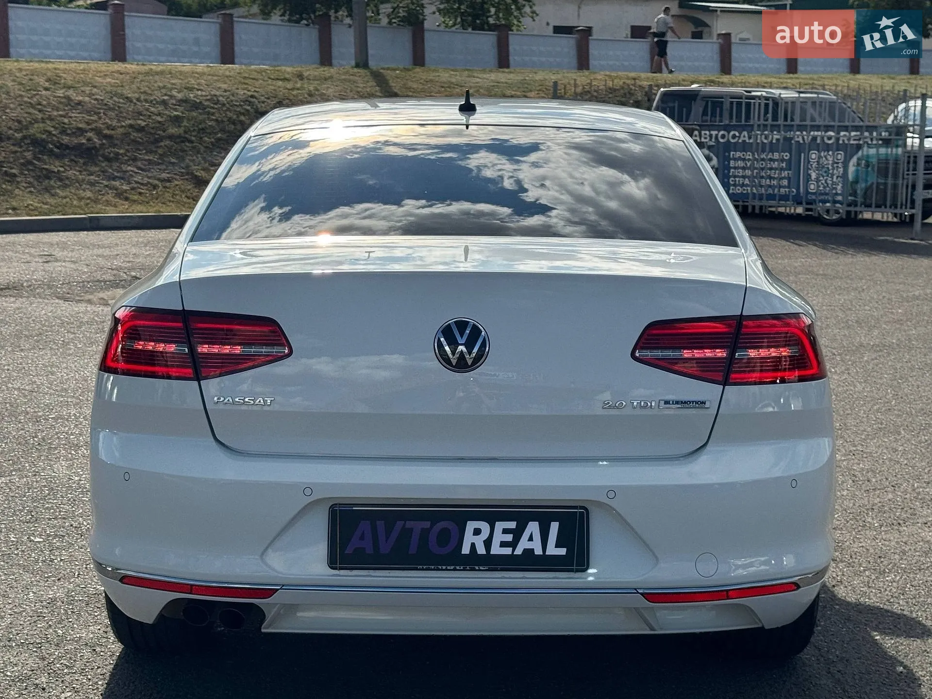 2017 Volkswagen Passat - мініатюра 12