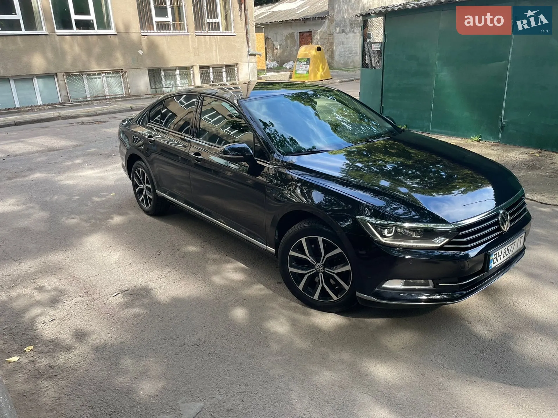 2019 Volkswagen Passat - мініатюра 2