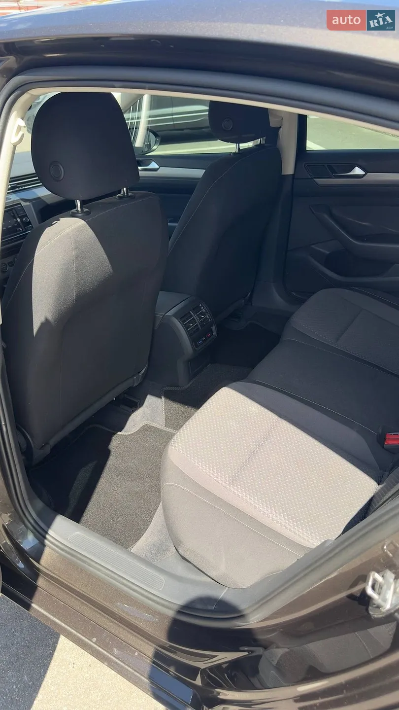 2018 Volkswagen Passat - мініатюра 27