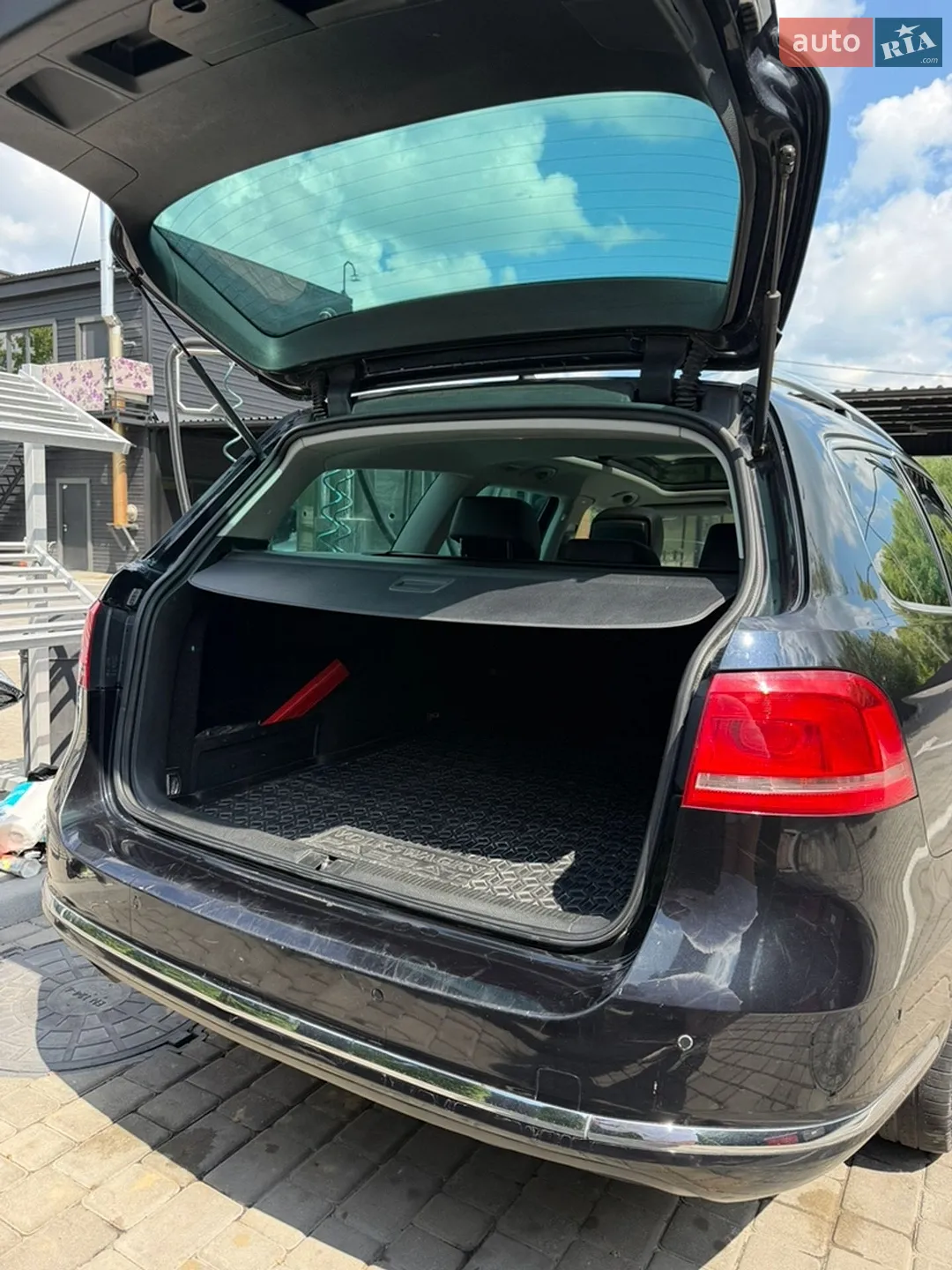 2011 Volkswagen Passat - мініатюра 16