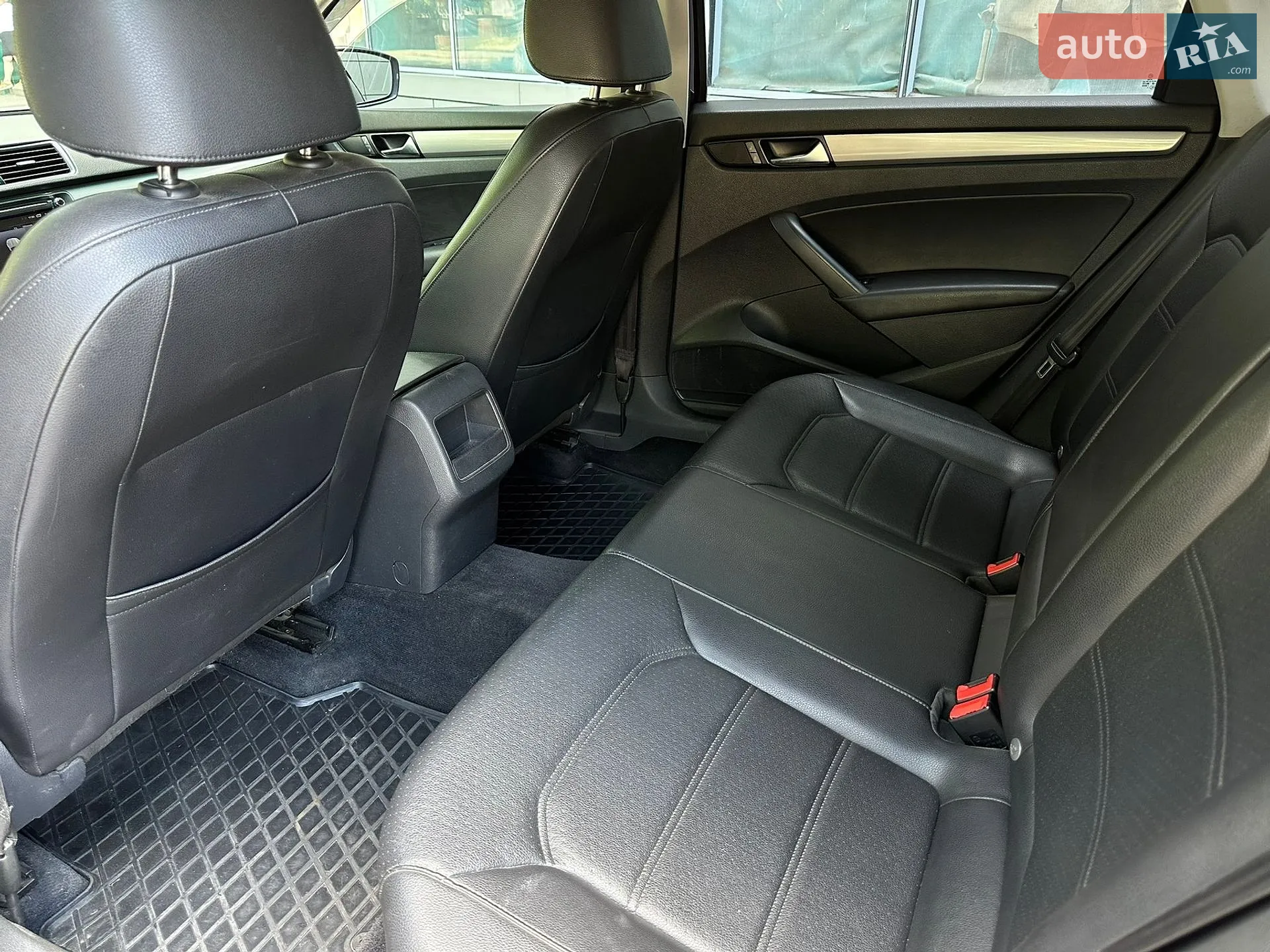 2013 Volkswagen Passat - мініатюра 25
