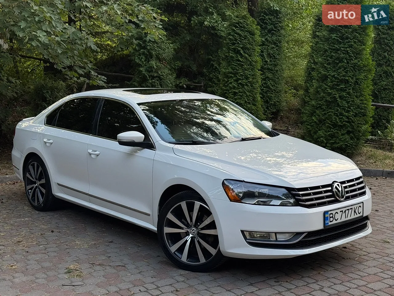 2013 Volkswagen Passat - мініатюра 21