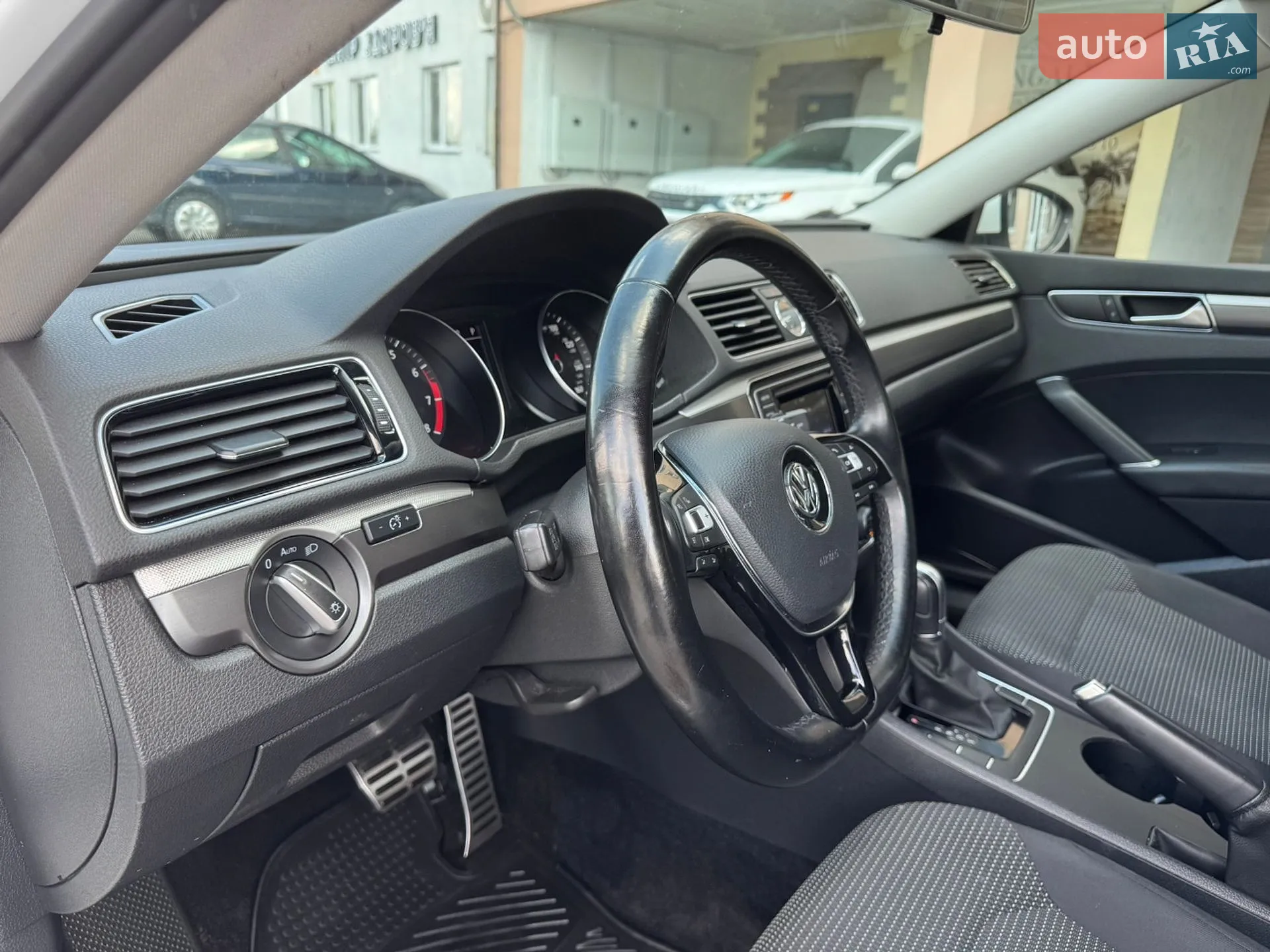 2016 Volkswagen Passat - мініатюра 26