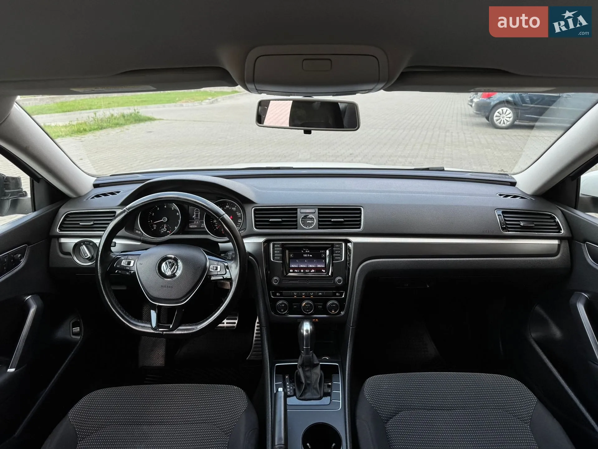 2016 Volkswagen Passat - мініатюра 31