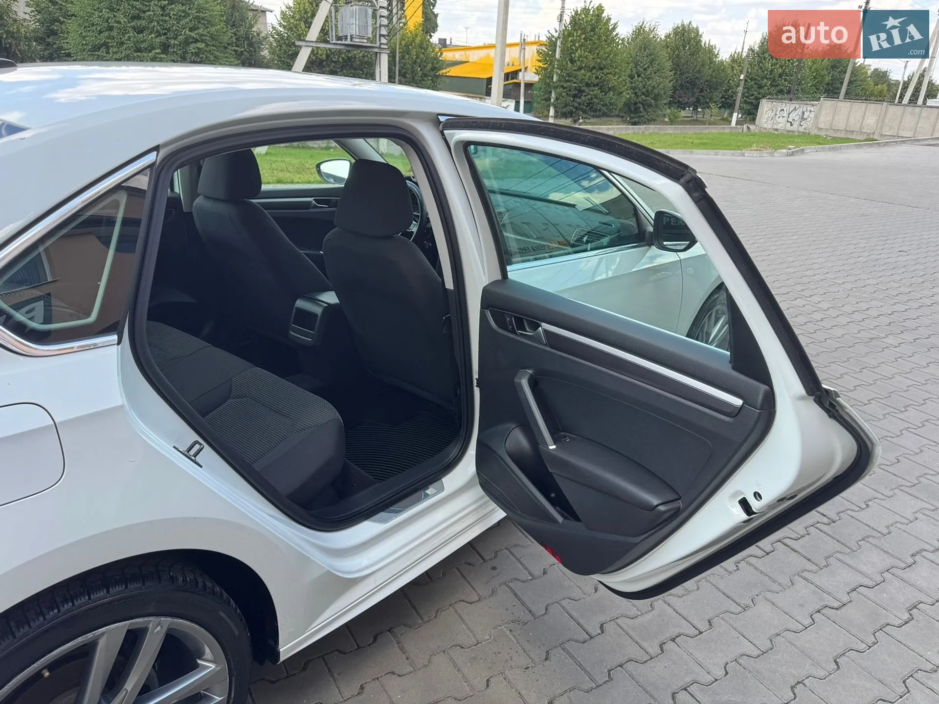 2016 Volkswagen Passat - мініатюра 37