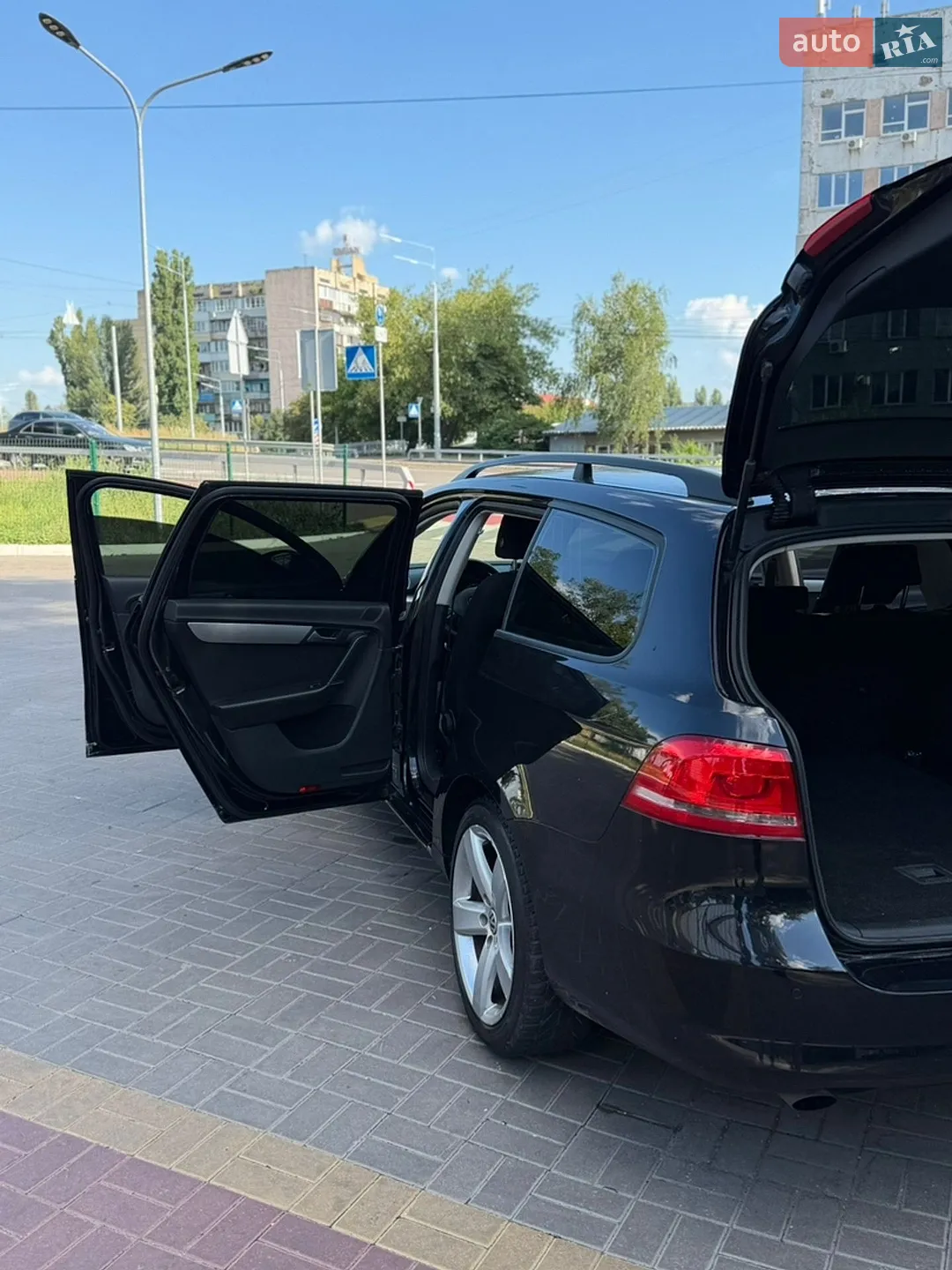 2011 Volkswagen Passat - мініатюра 27