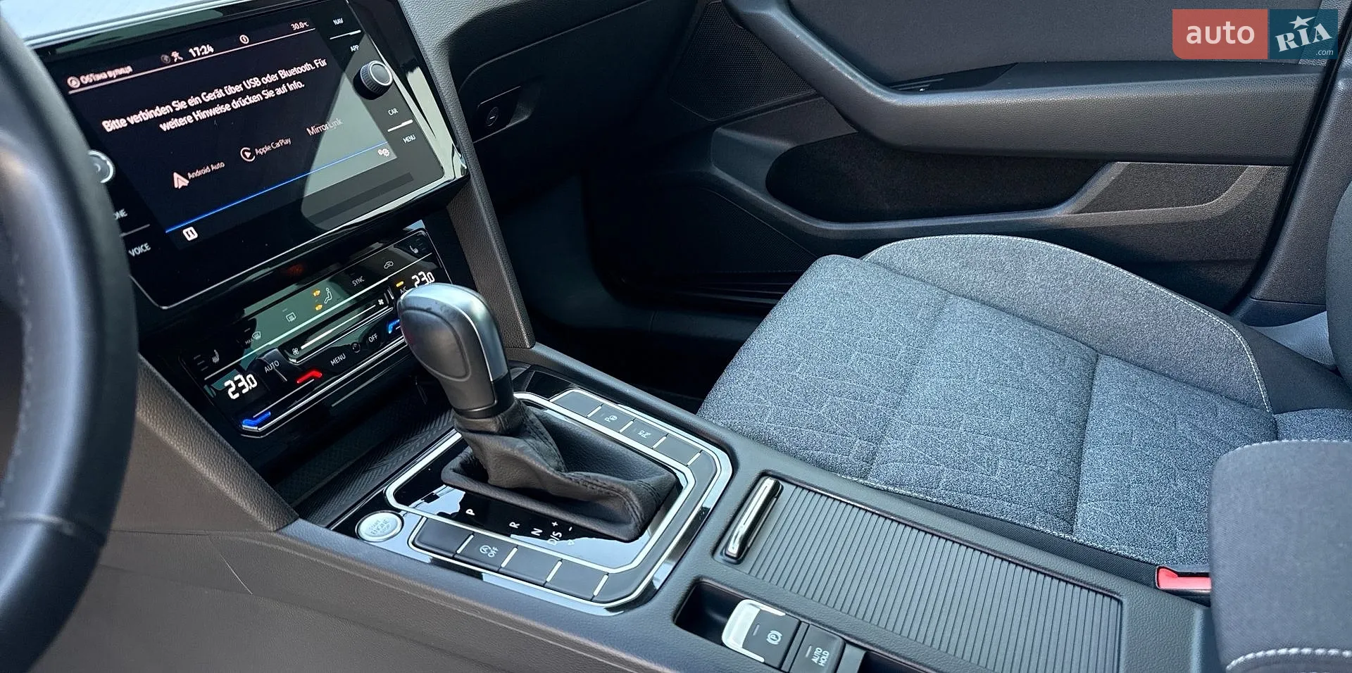 2023 Volkswagen Passat - мініатюра 13