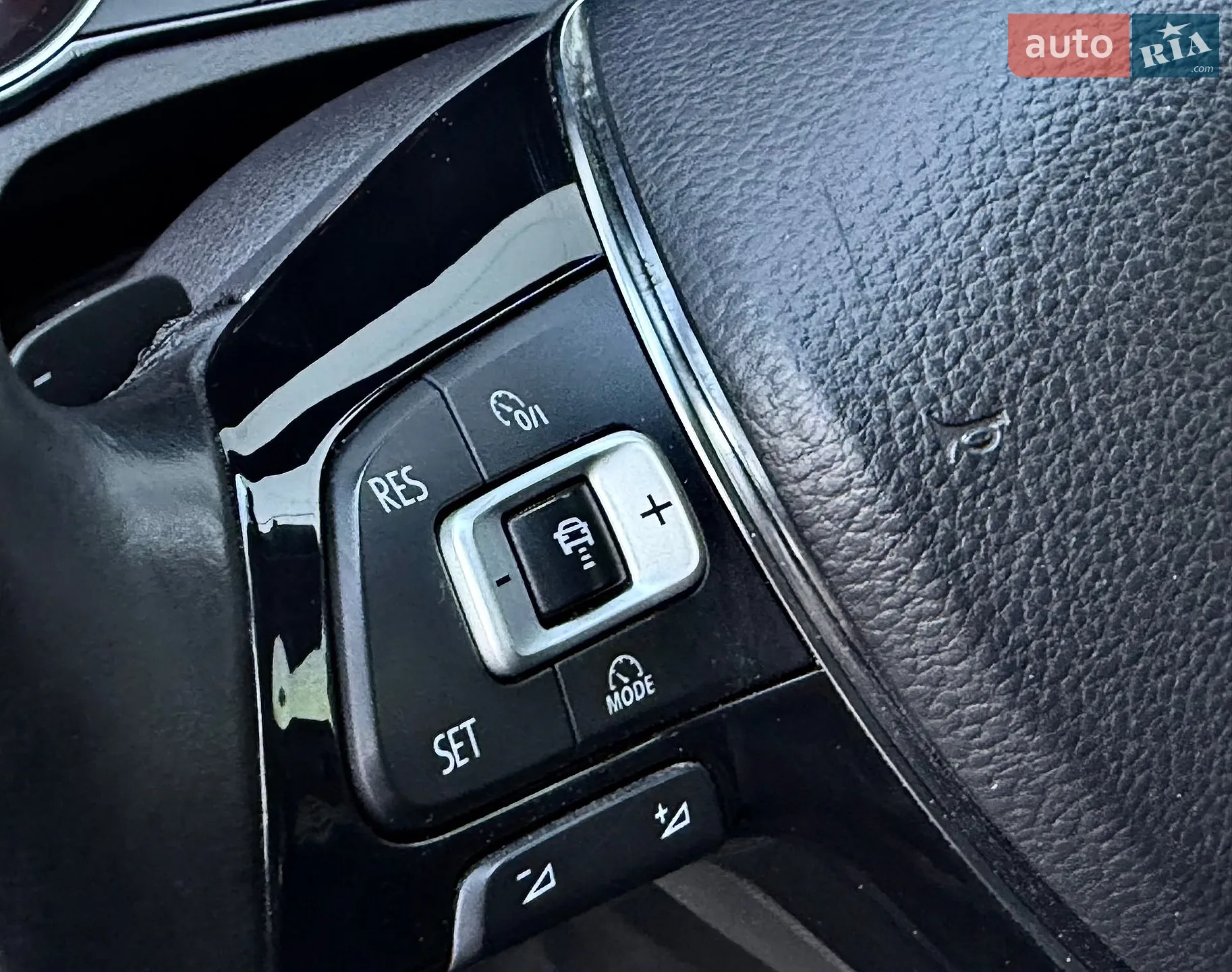 Volkswagen Passat 2016 VIN WVWZZZ3CZHE070117 фото оголошення 42 з 84