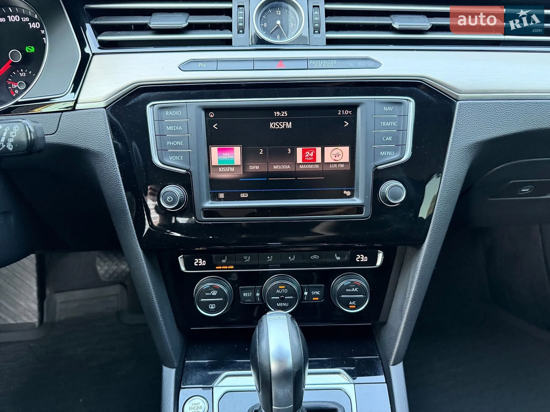 Volkswagen Passat 2016 VIN WVWZZZ3CZHE070117 фото оголошення 53 з 84