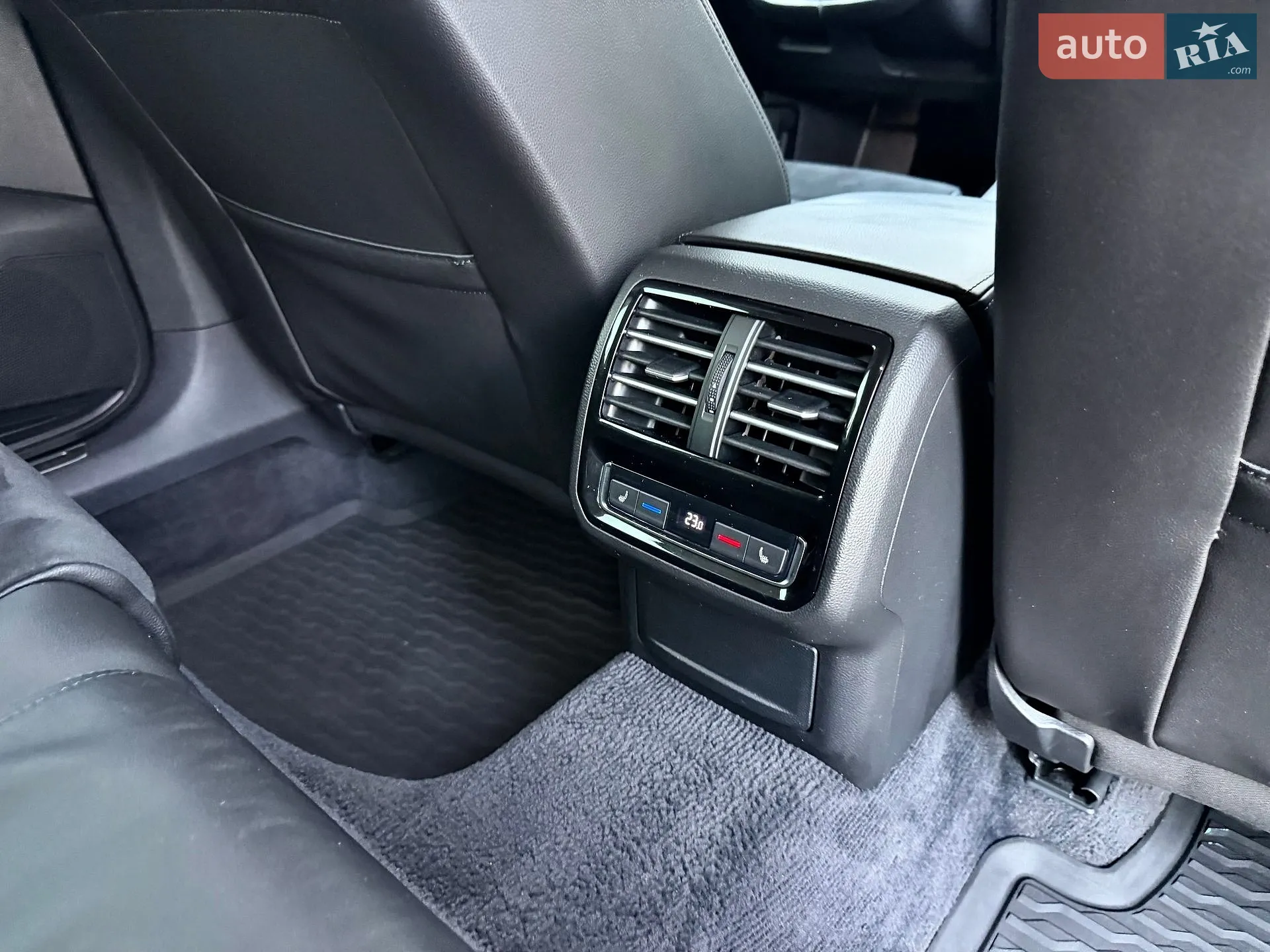 Volkswagen Passat 2016 VIN WVWZZZ3CZHE070117 фото оголошення 72 з 84