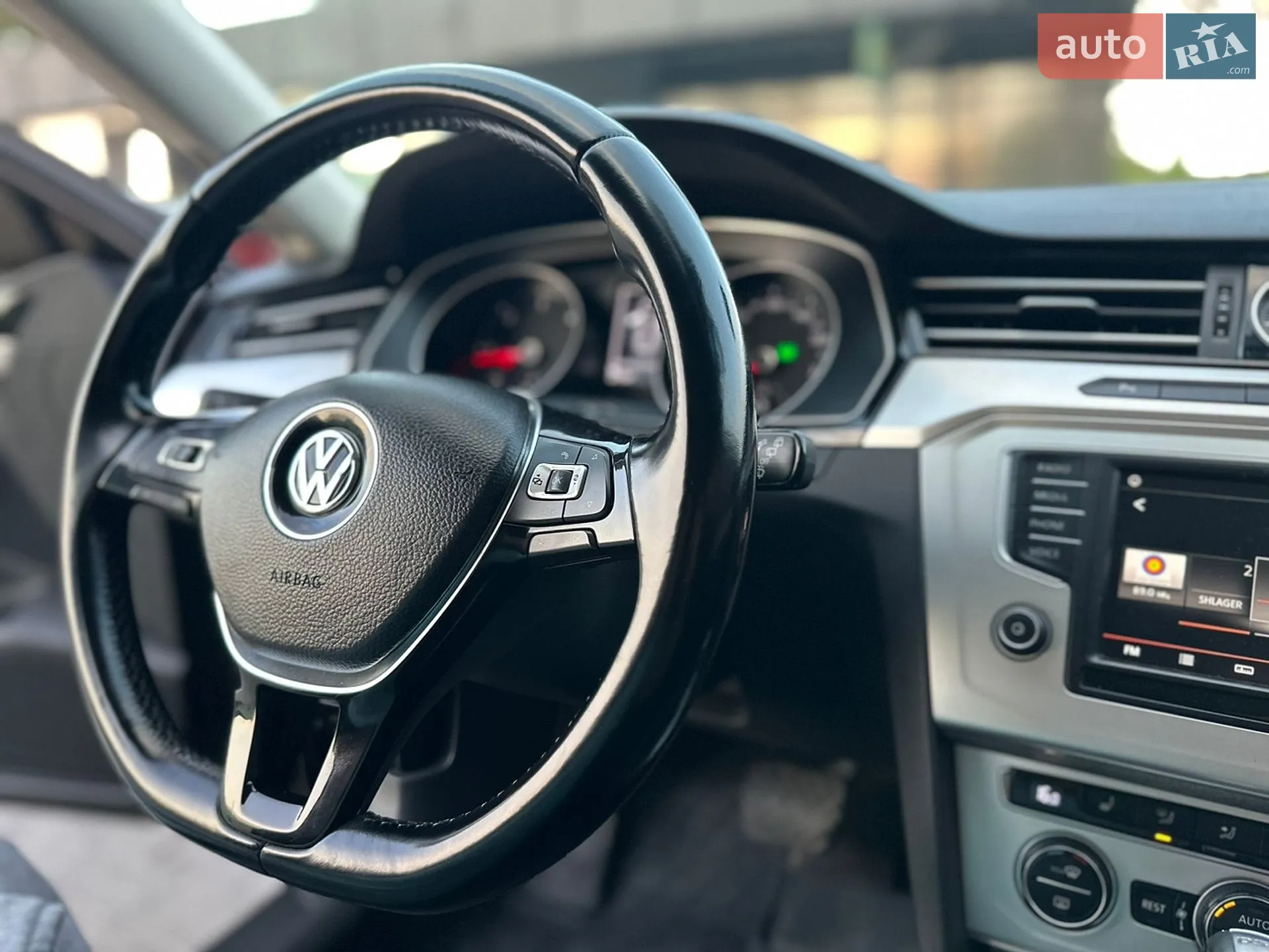 2015 Volkswagen Passat - мініатюра 64