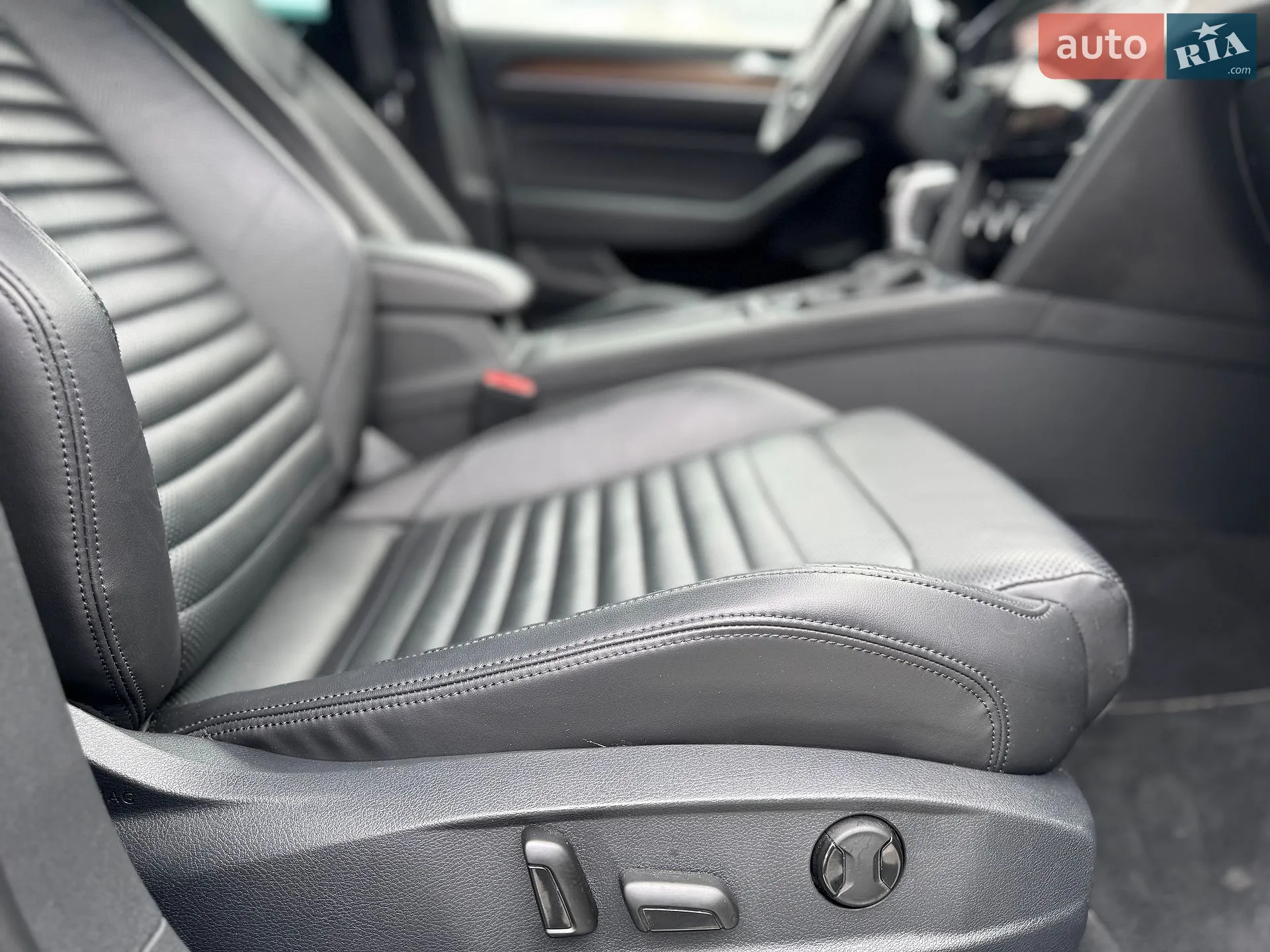 2019 Volkswagen Passat - мініатюра 45