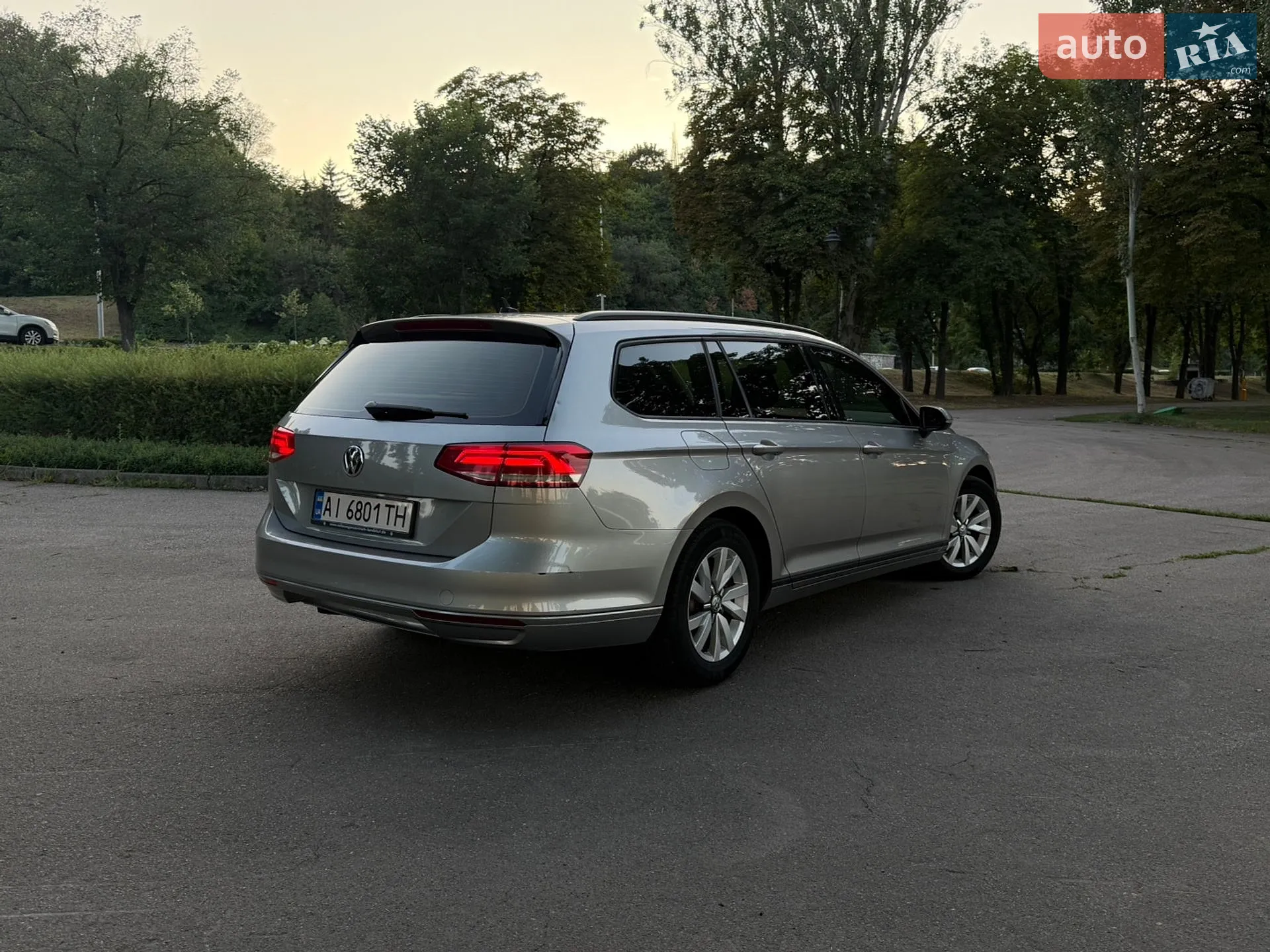2015 Volkswagen Passat - мініатюра 3