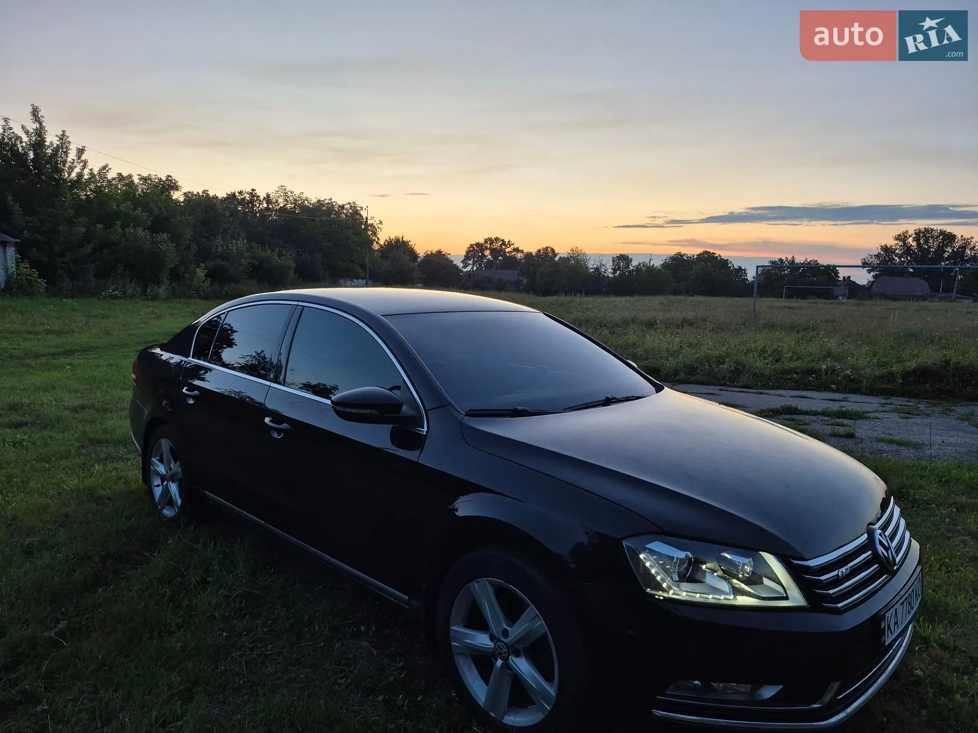 2011 Volkswagen Passat - мініатюра 5
