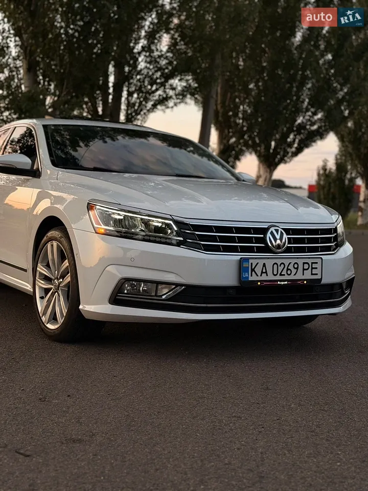 2015 Volkswagen Passat - мініатюра 17