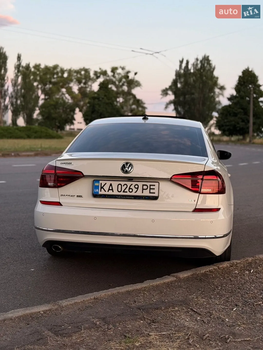 2016 Volkswagen Passat - мініатюра 15
