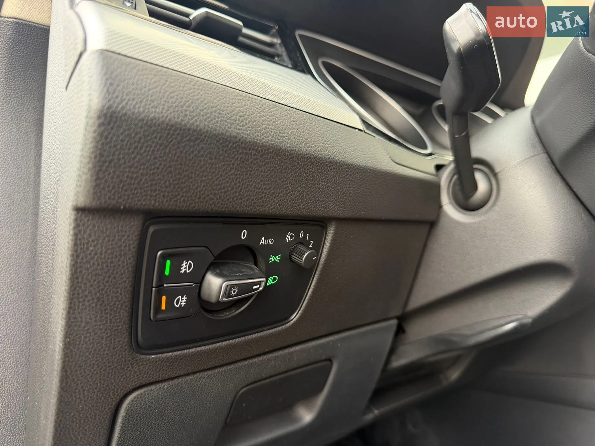 2015 Volkswagen Passat - мініатюра 38