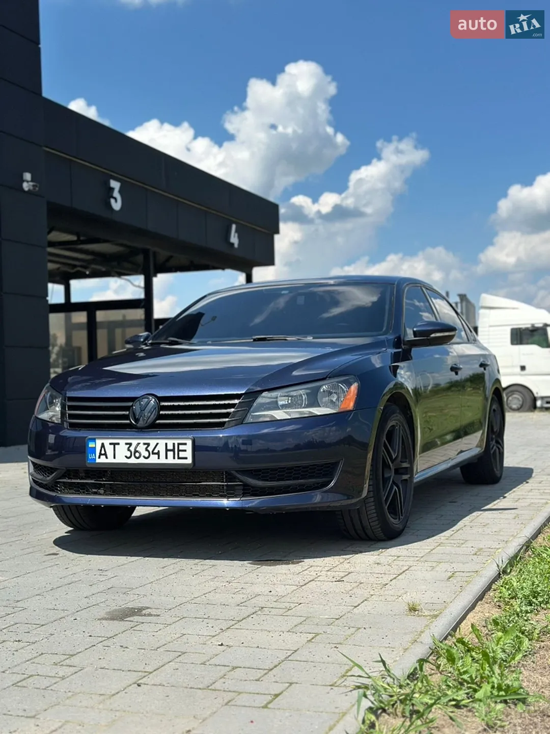 2011 Volkswagen Passat - мініатюра 4