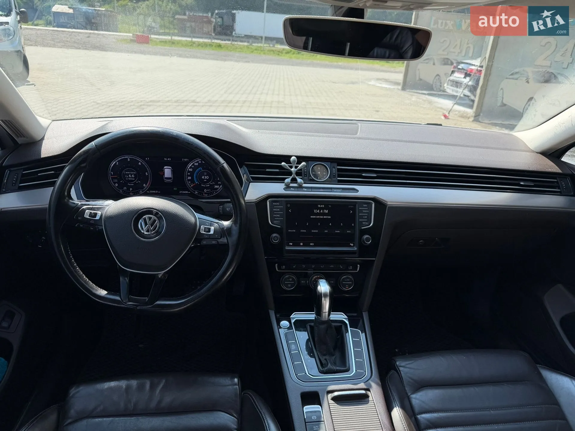 2015 Volkswagen Passat - мініатюра 10